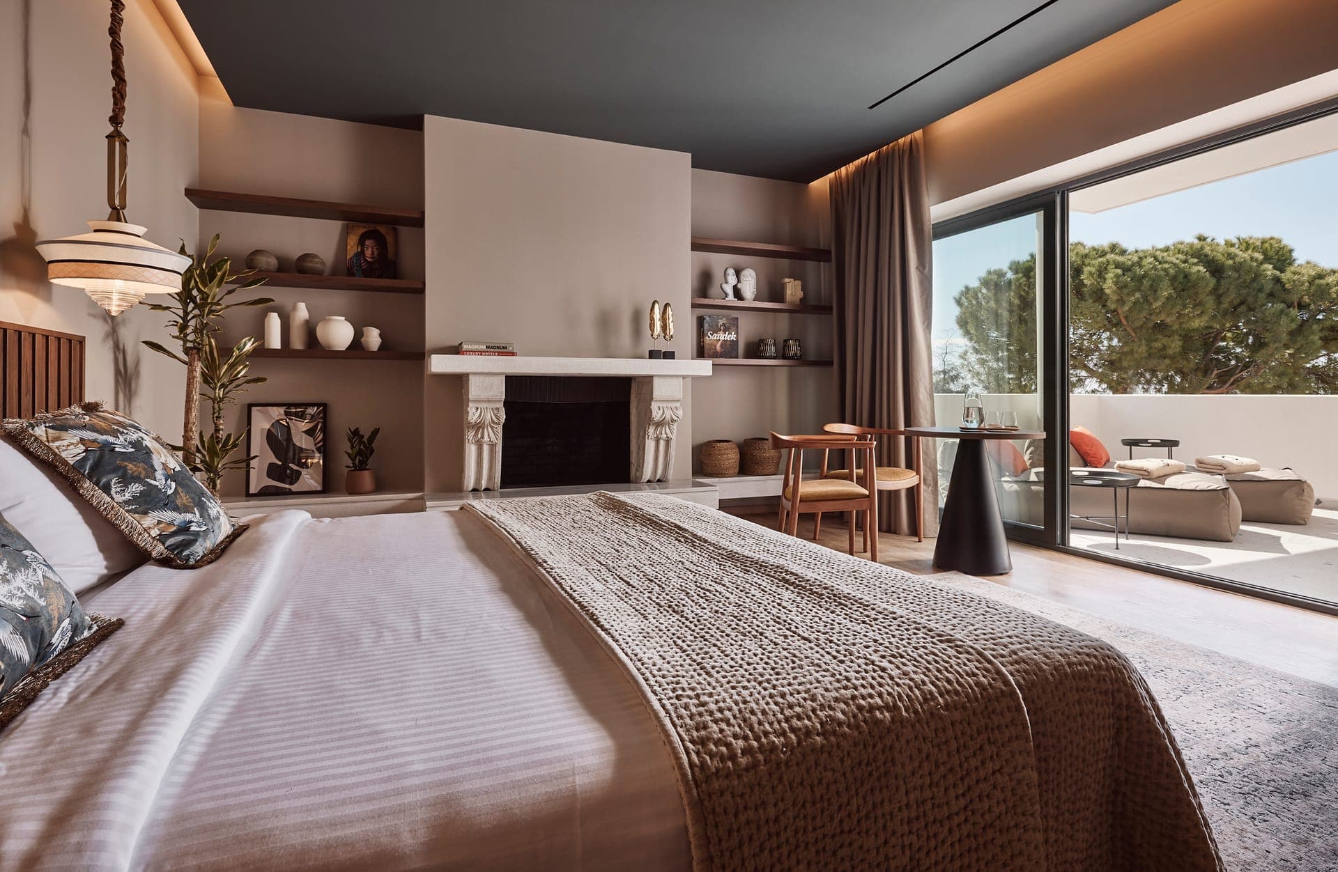 room-types-O2SUITES-SUPSV-0.jpg
