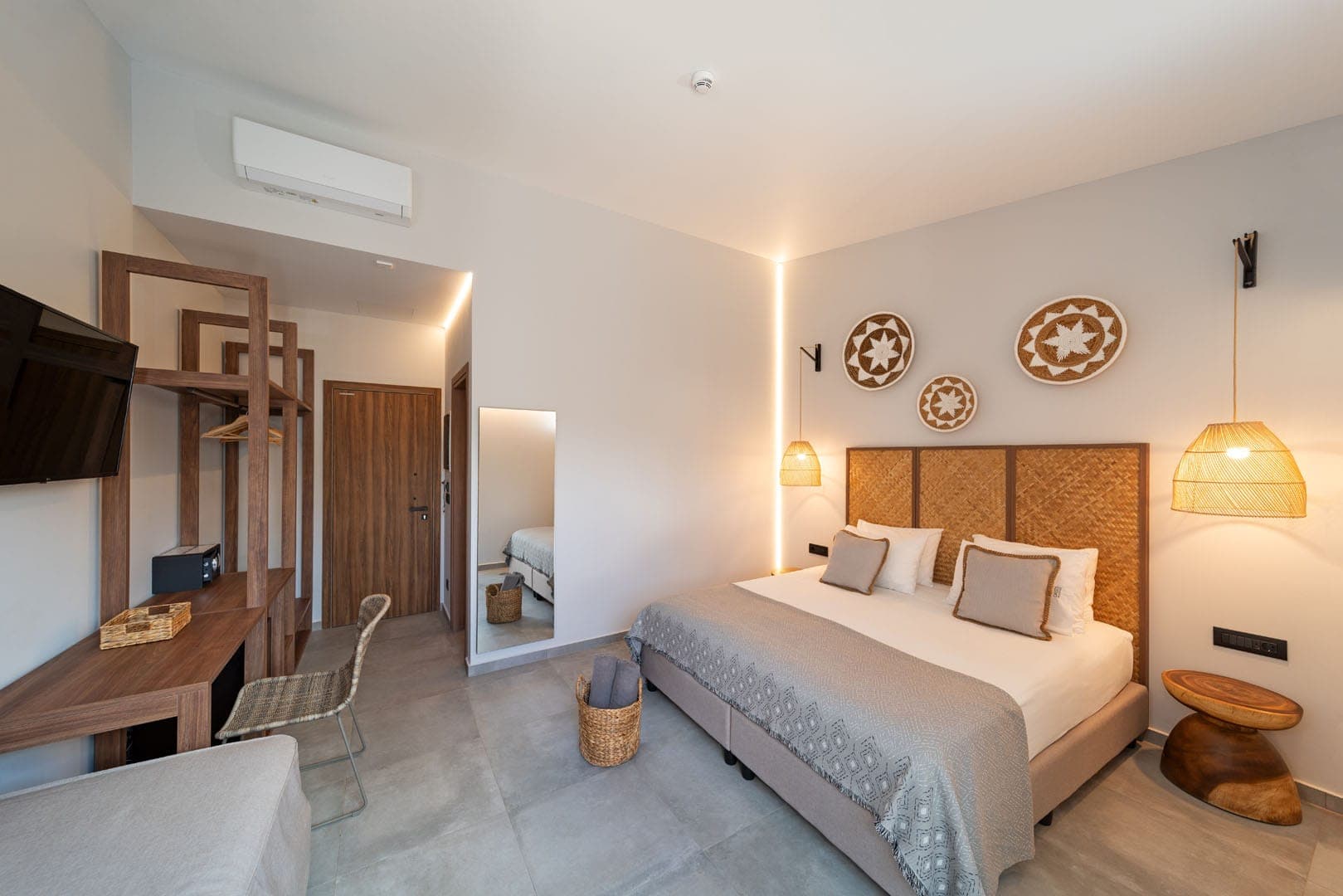 room-types-OASISPRA-SDBG-0.jpg