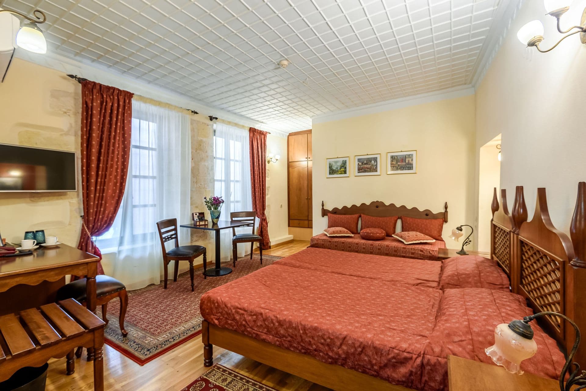 Economy Room - Internal view