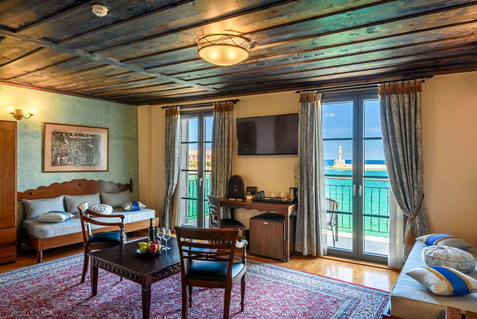 room-types-OBHH-SUITBA-0.jpg