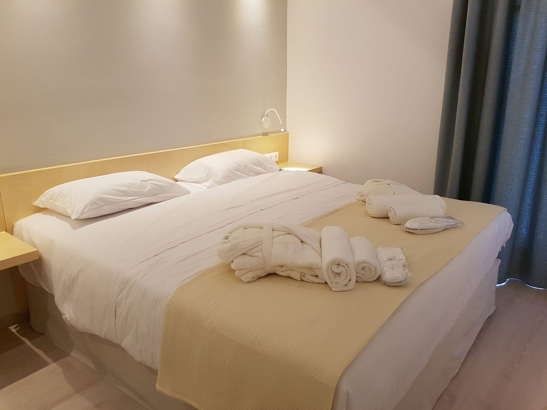 room-types-OKTOGUESTH-DRBDF-0.jpg