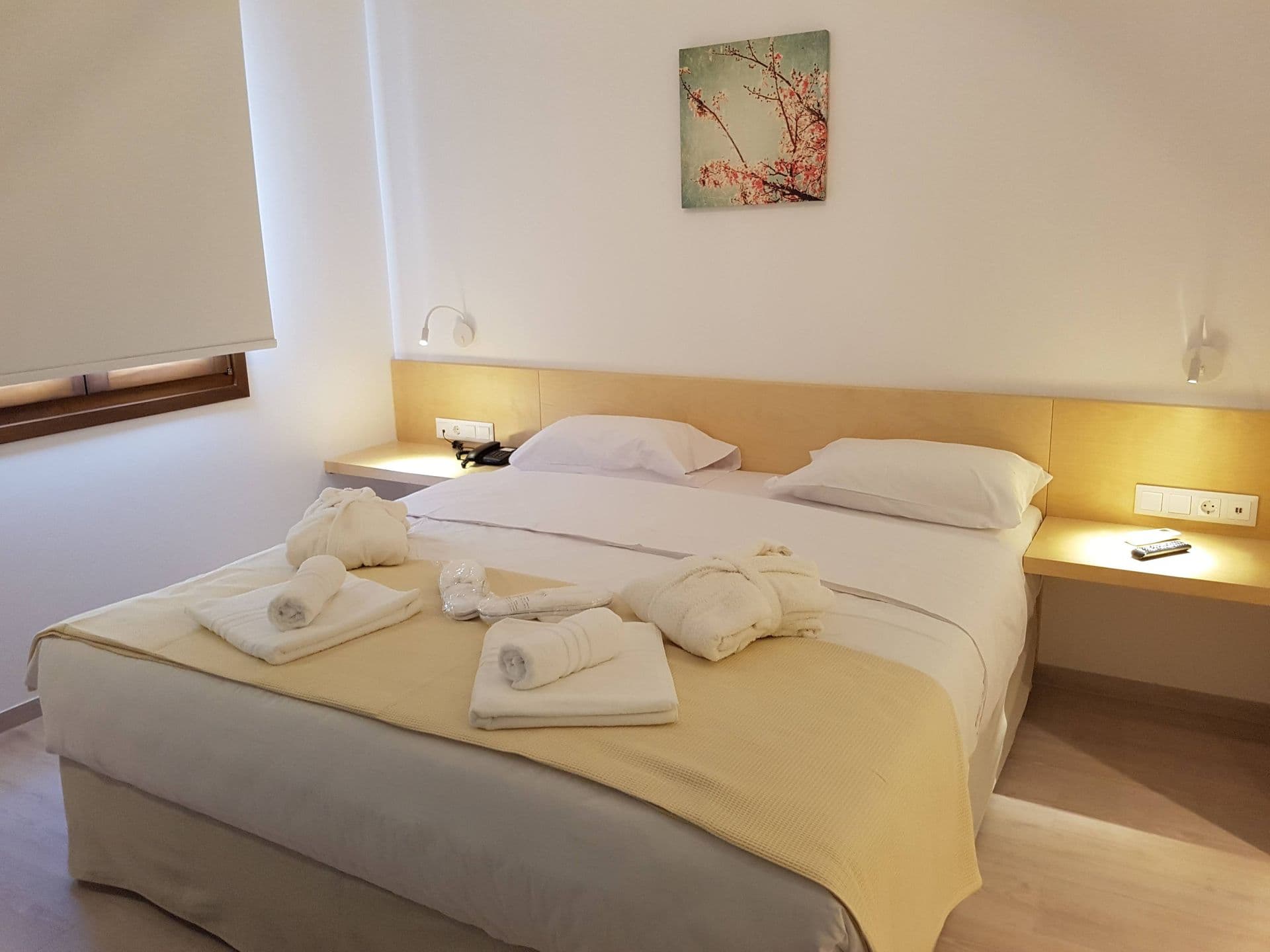 room-types-OKTOGUESTH-DRWSF-0.jpg