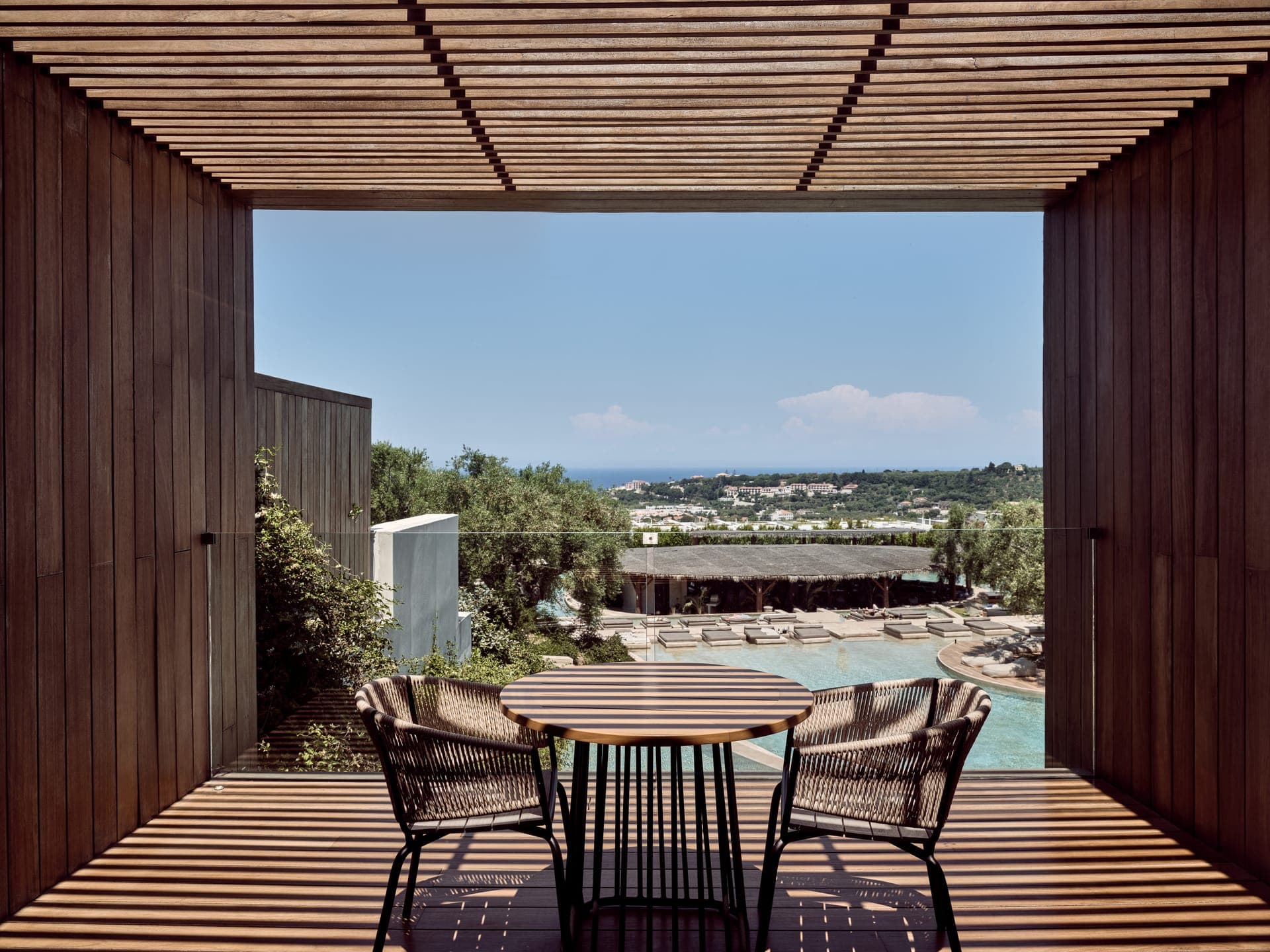 room-types-OLEAALLSUI-JSPV-0.jpg
