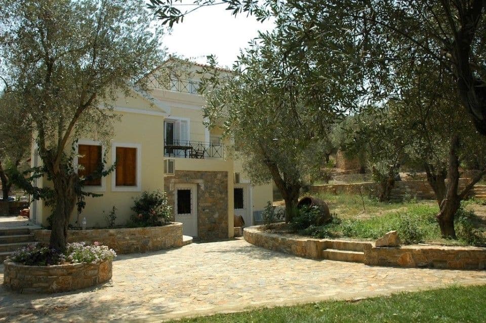room-types-OLIVEGROVE-DBL1Y-0.jpg