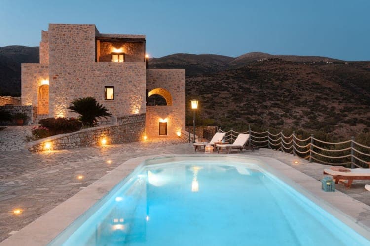 room-types-OLIVEMANI-ROQUE-0.jpg