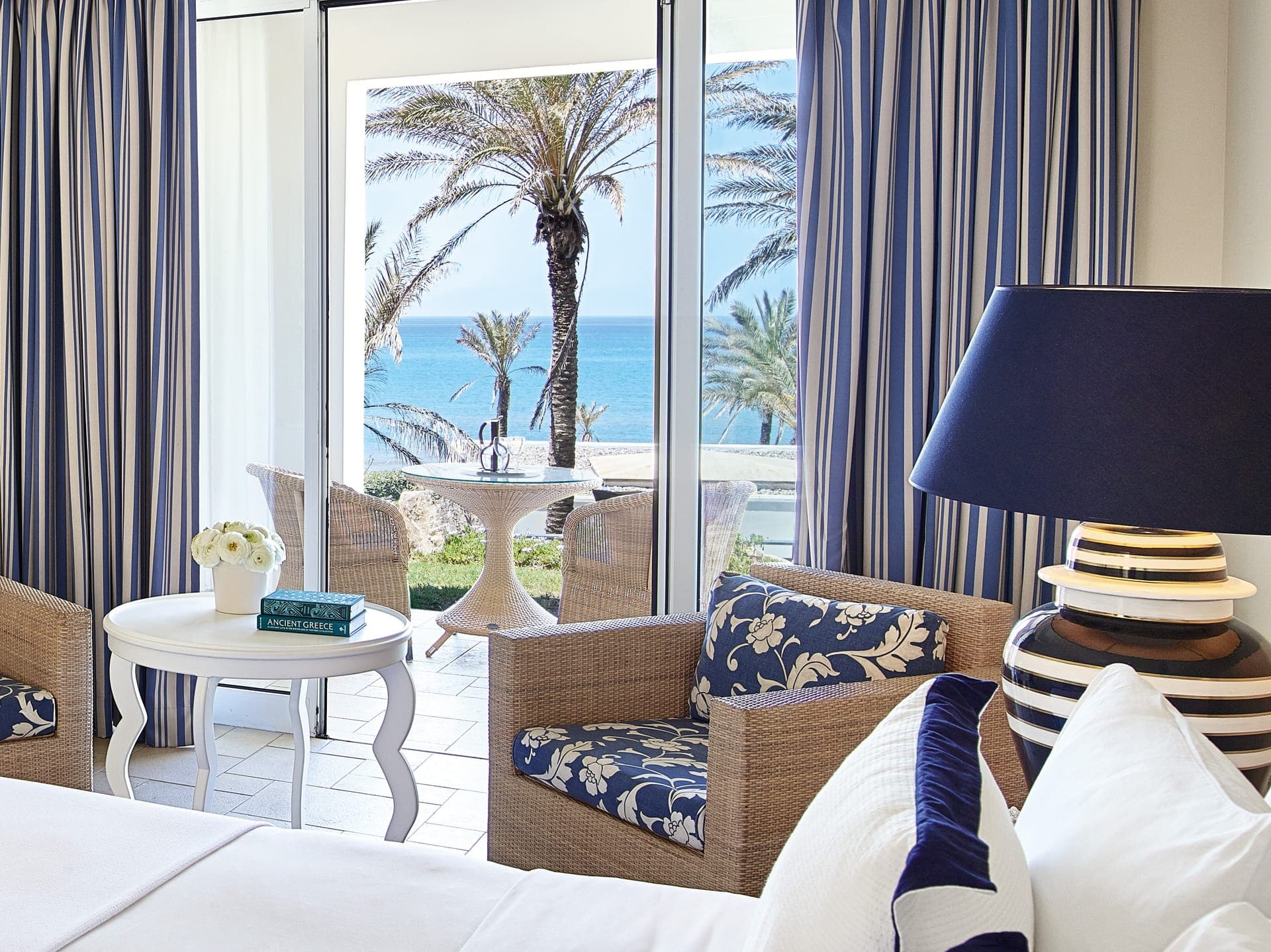 room-types-OLTHALASSO-BS-0.jpg