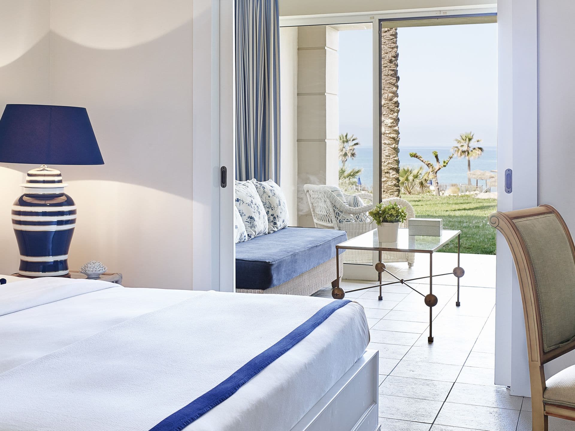 room-types-OLTHALASSO-DS2FV-0.jpg
