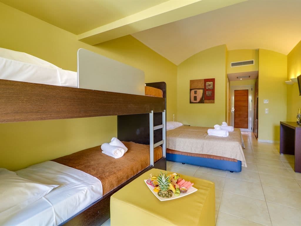 room-types-OLYMPBAY-FAMBGL-0.jpg