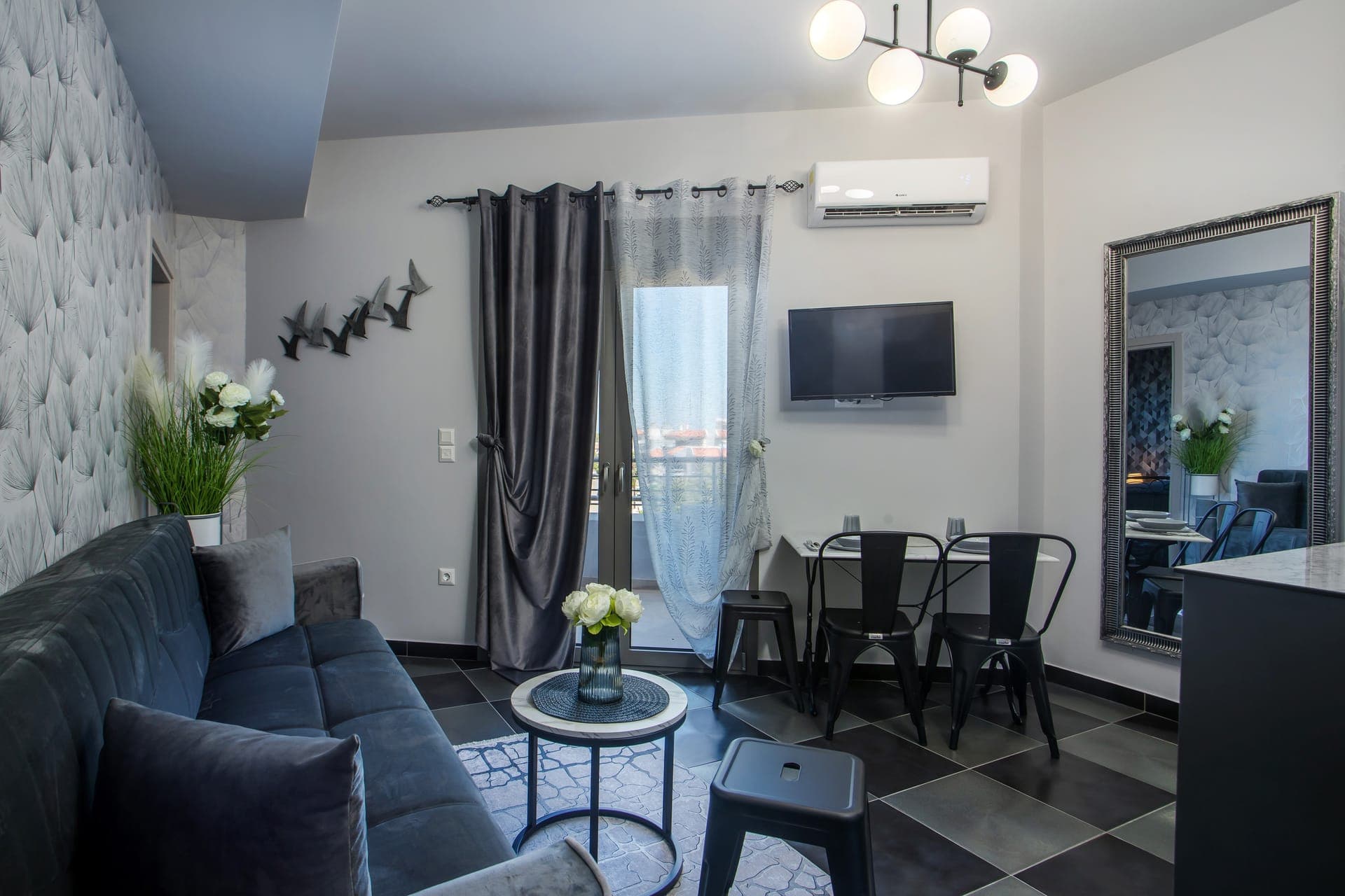 room-types-OLYMPIANMU-OLYMTH-0.jpg