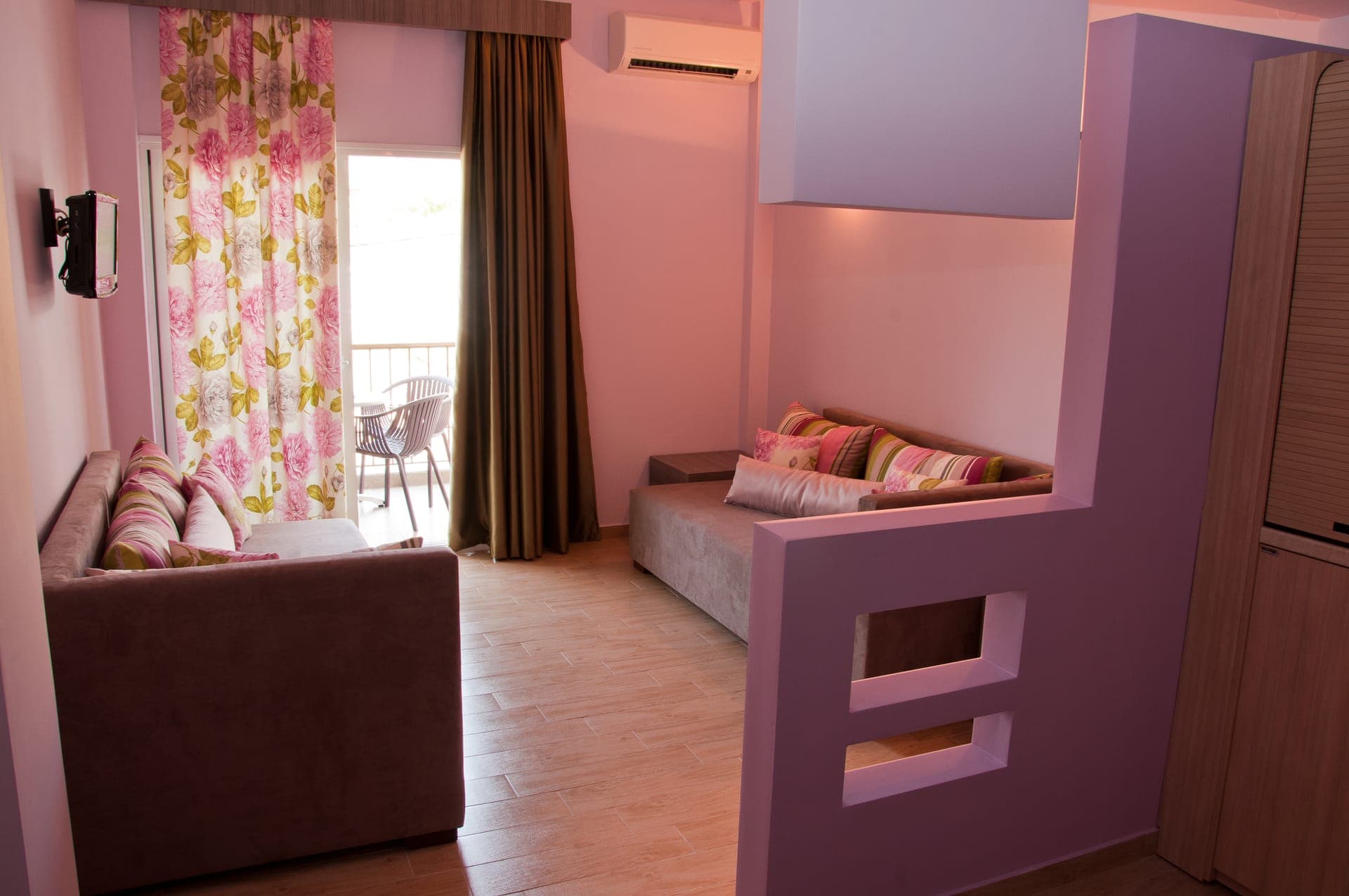 room-types-OLYMPOSHOT-QUADRU-0.jpg
