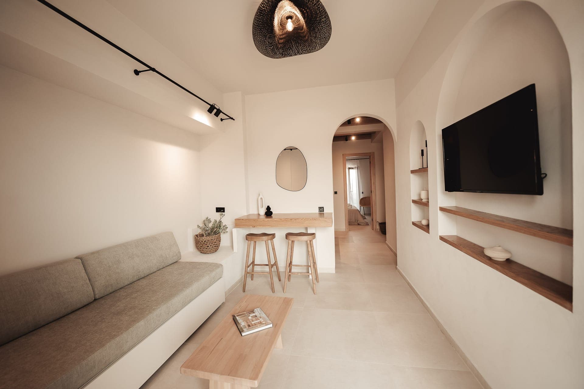 room-types-OMLIVING-1BDSS-0.jpg