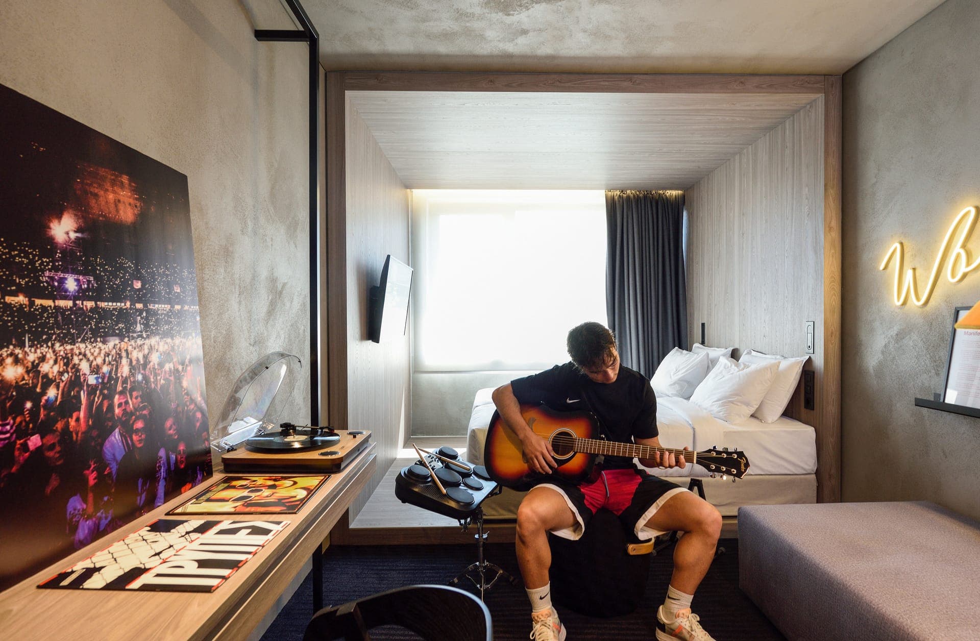 room-types-ONOMAHOTEL-SURNER-0.jpg