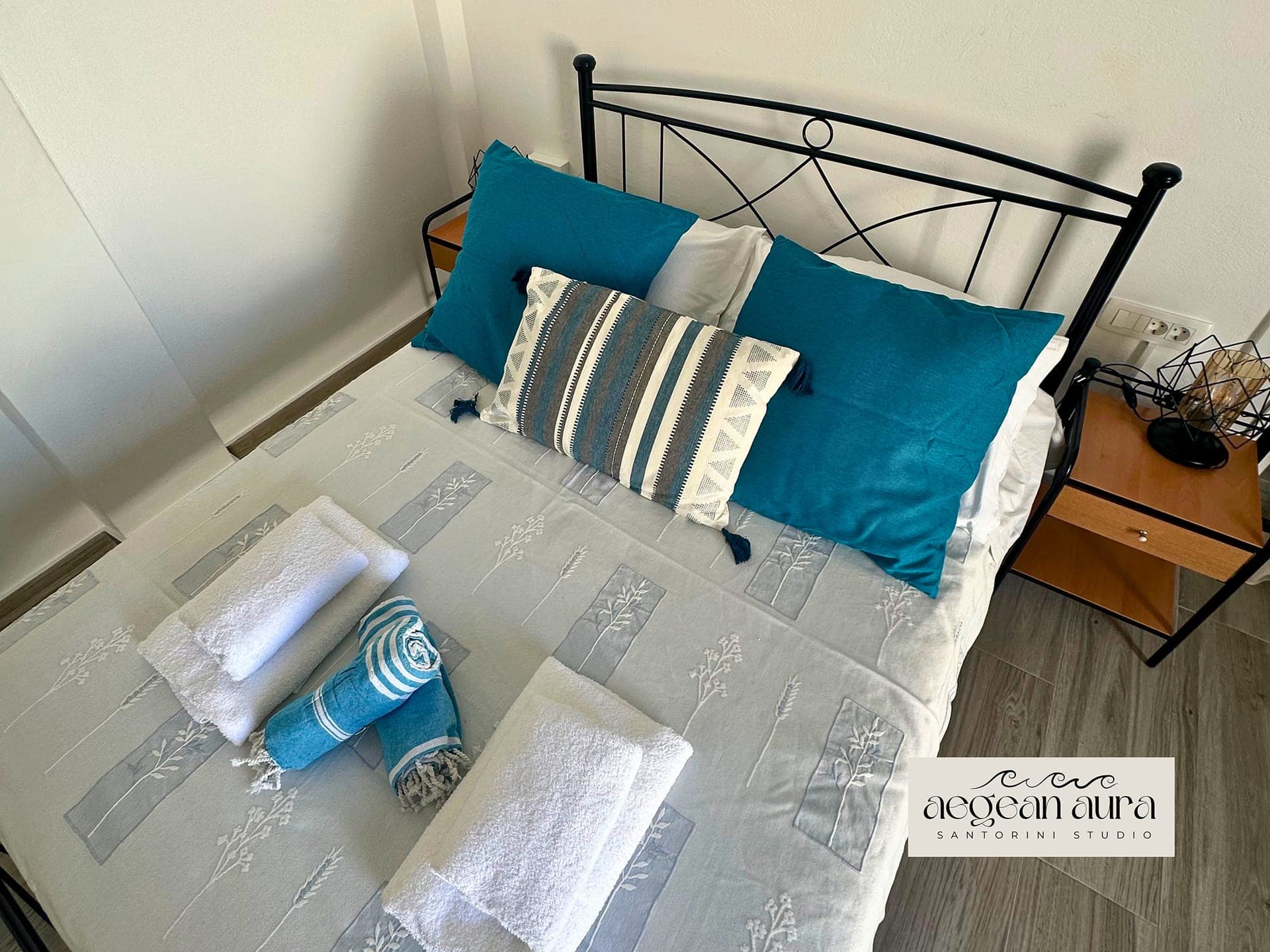 room-types-ONSANTORIN-AURA-0.jpg