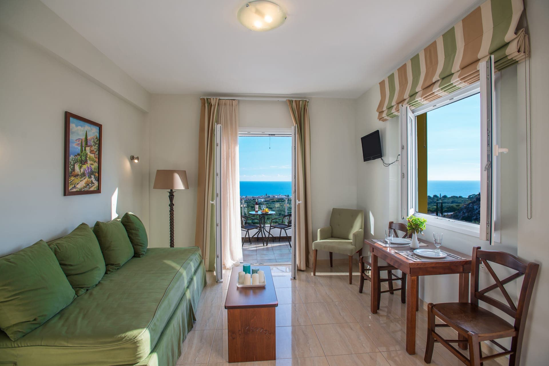 room-types-ORIZONTAS-FAMS-0.jpg