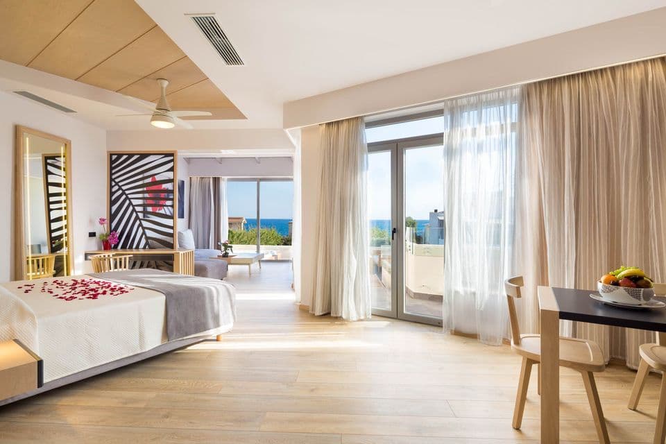 room-types-OSCARV-SUITE-0.jpg