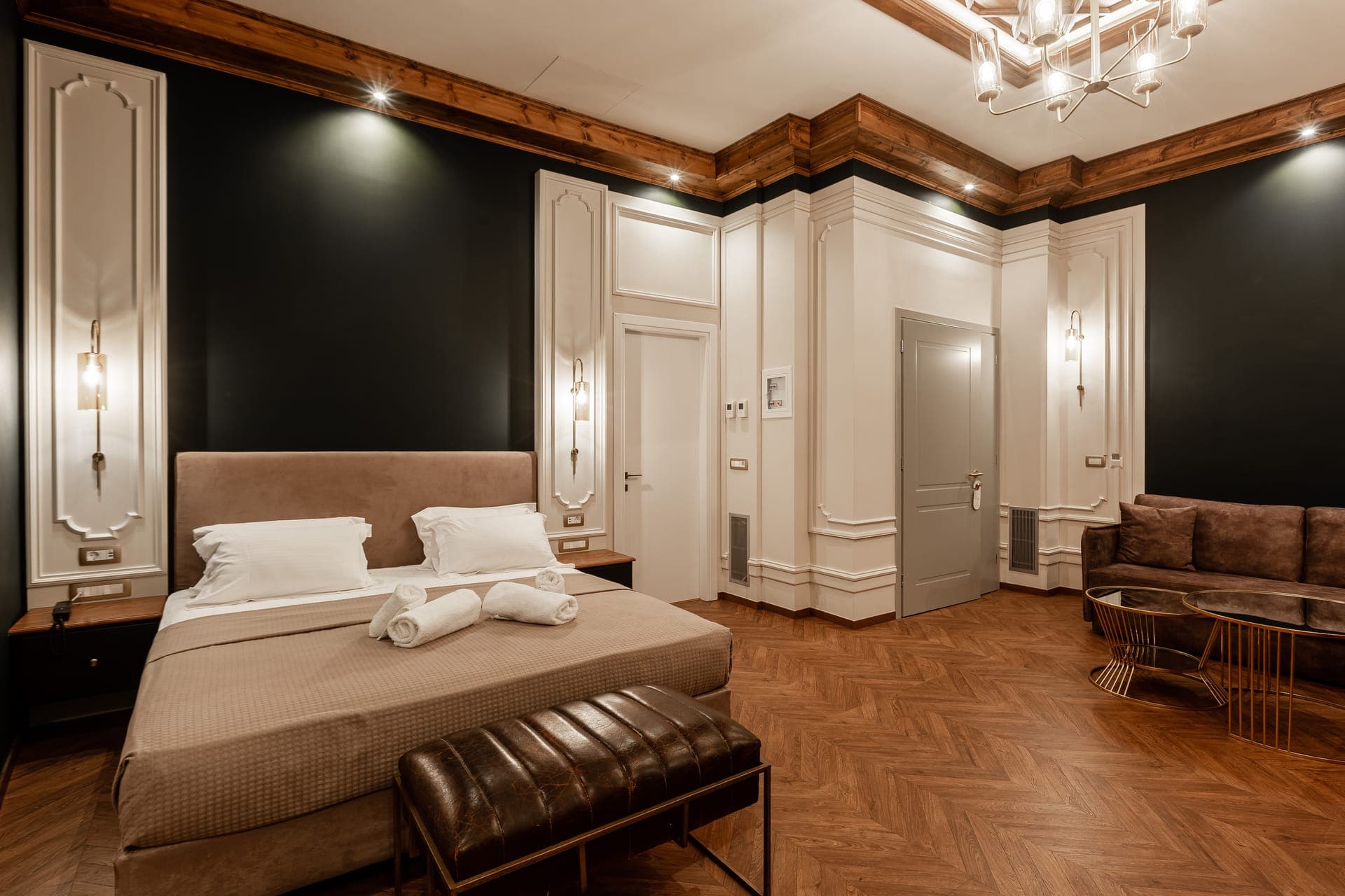 room-types-OTHONKING-DLXS-0.jpg