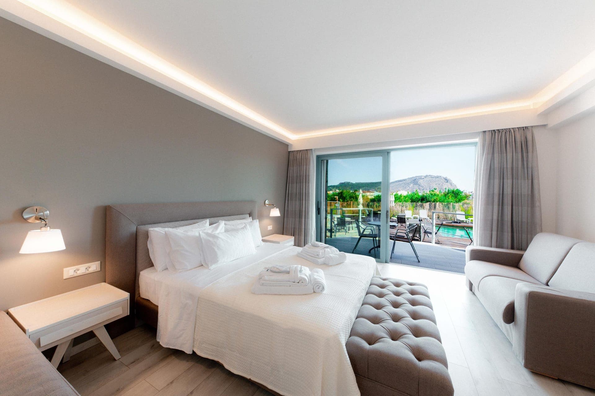 room-types-PALACIODEL-LUXR-0.jpg