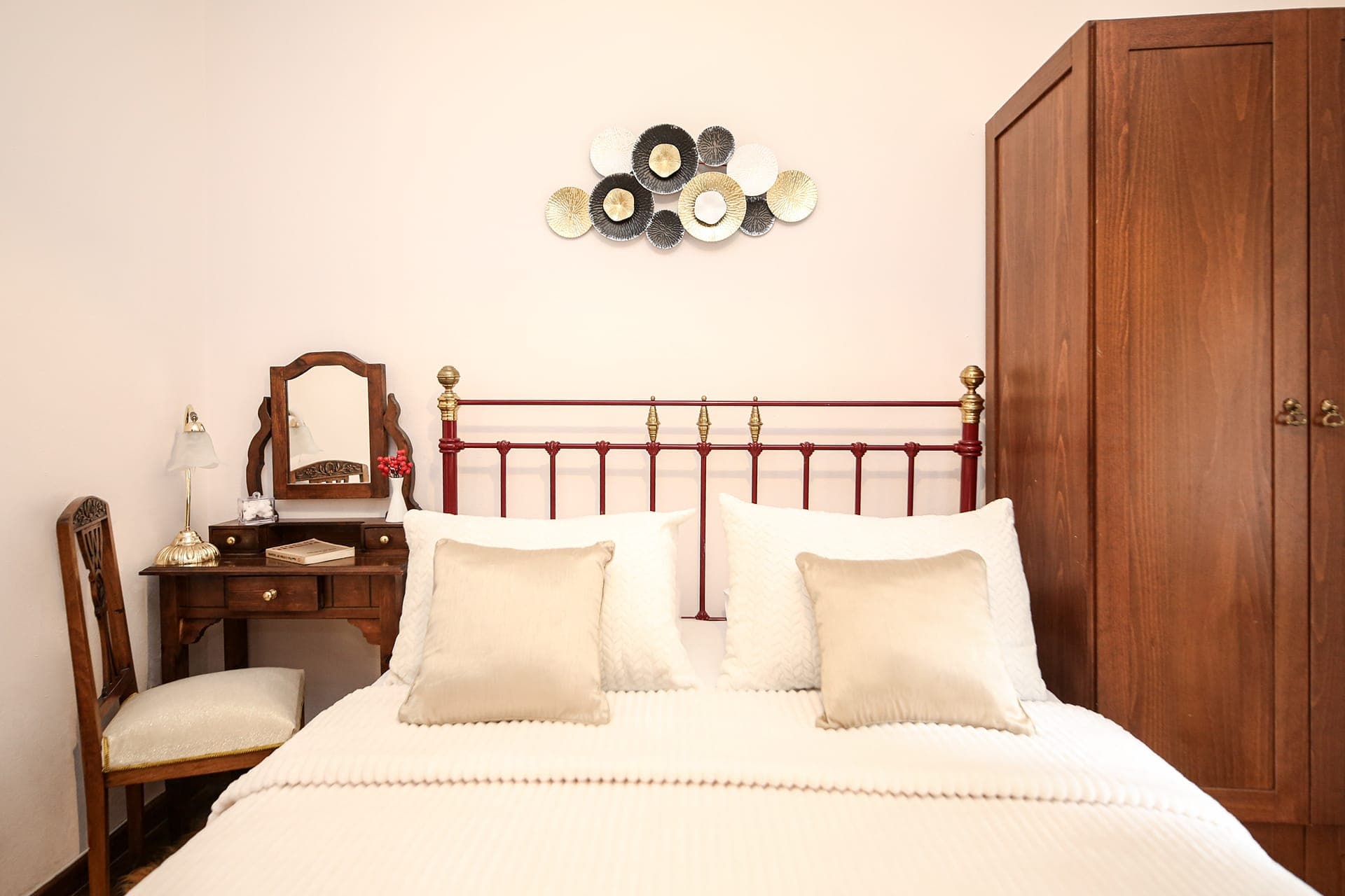 room-types-PALLADHOT-STANDR-0.jpg