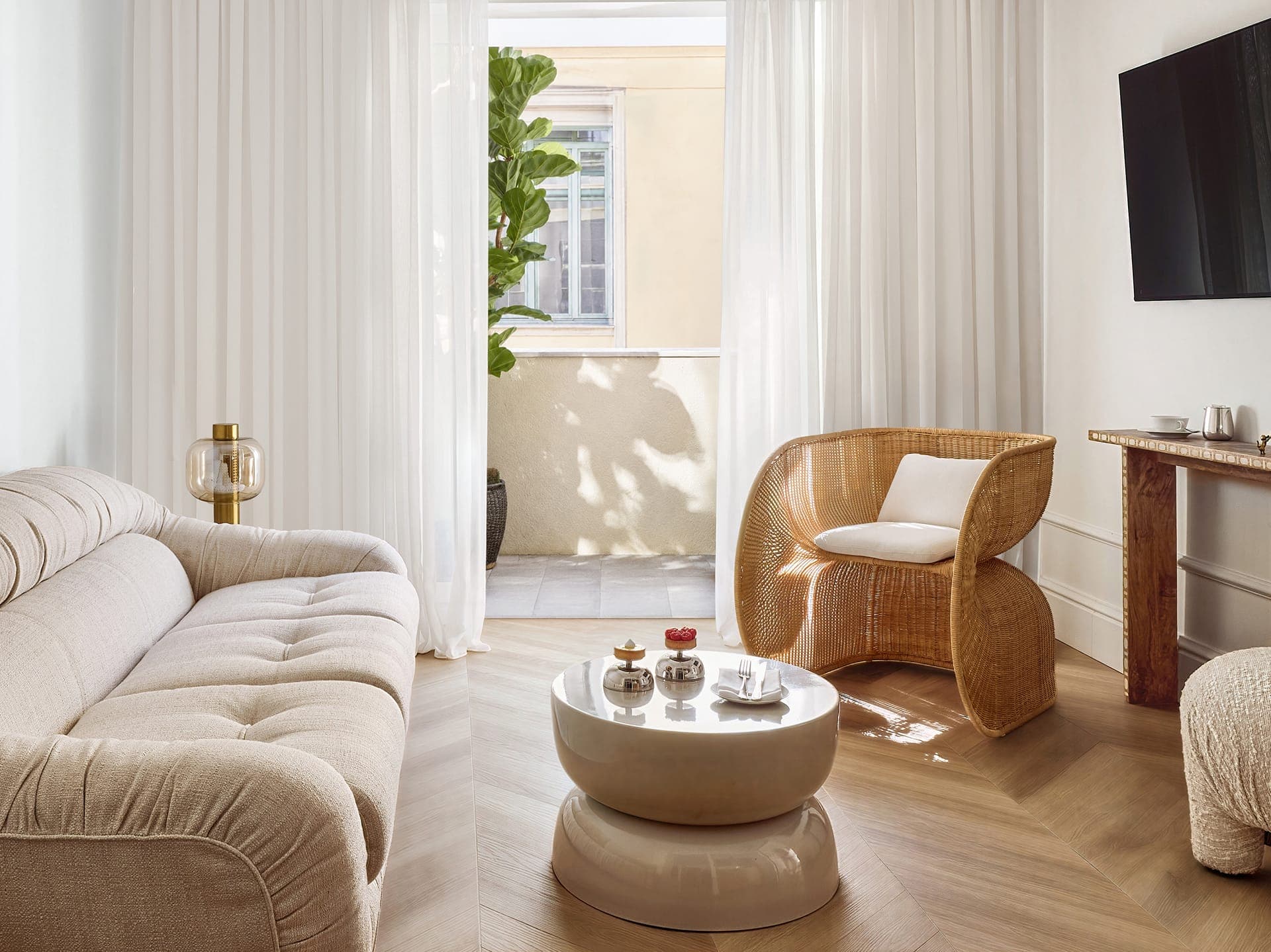 room-types-PALLASATH-UXG1-0.jpg
