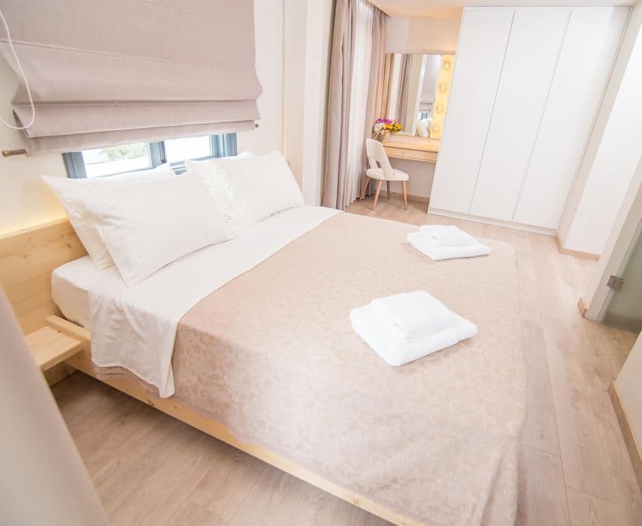 room-types-PANELLINIO-DELBAL-0.jpg