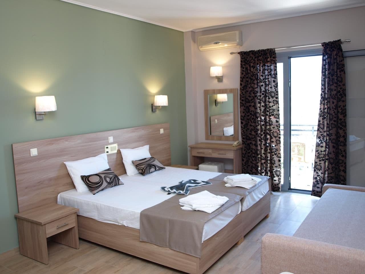 room-types-PANORAMAHL-STD-0.jpg