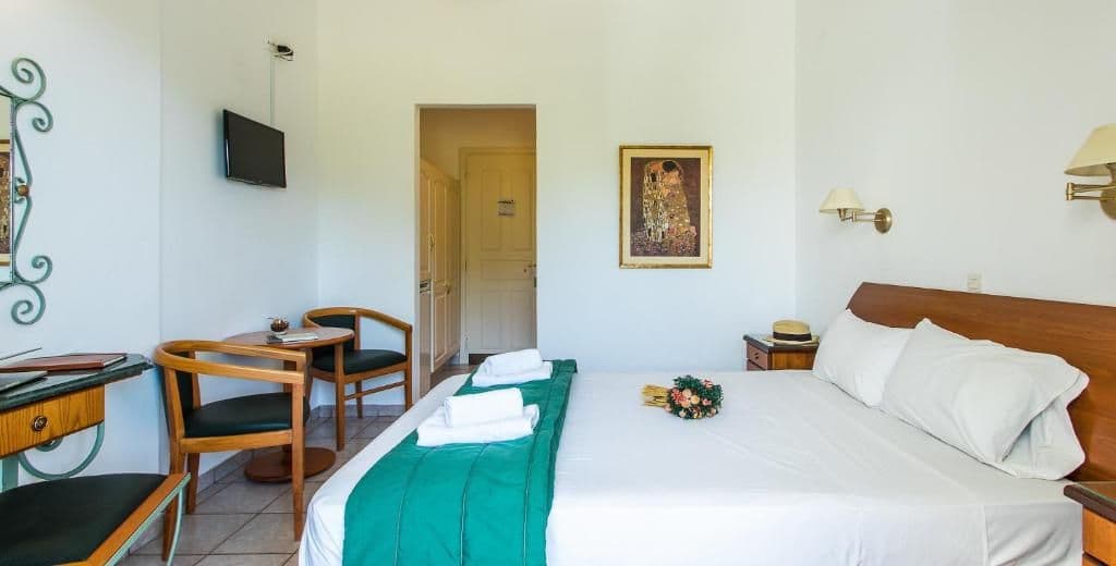 room-types-PARADISEIN-SGL-0.jpg