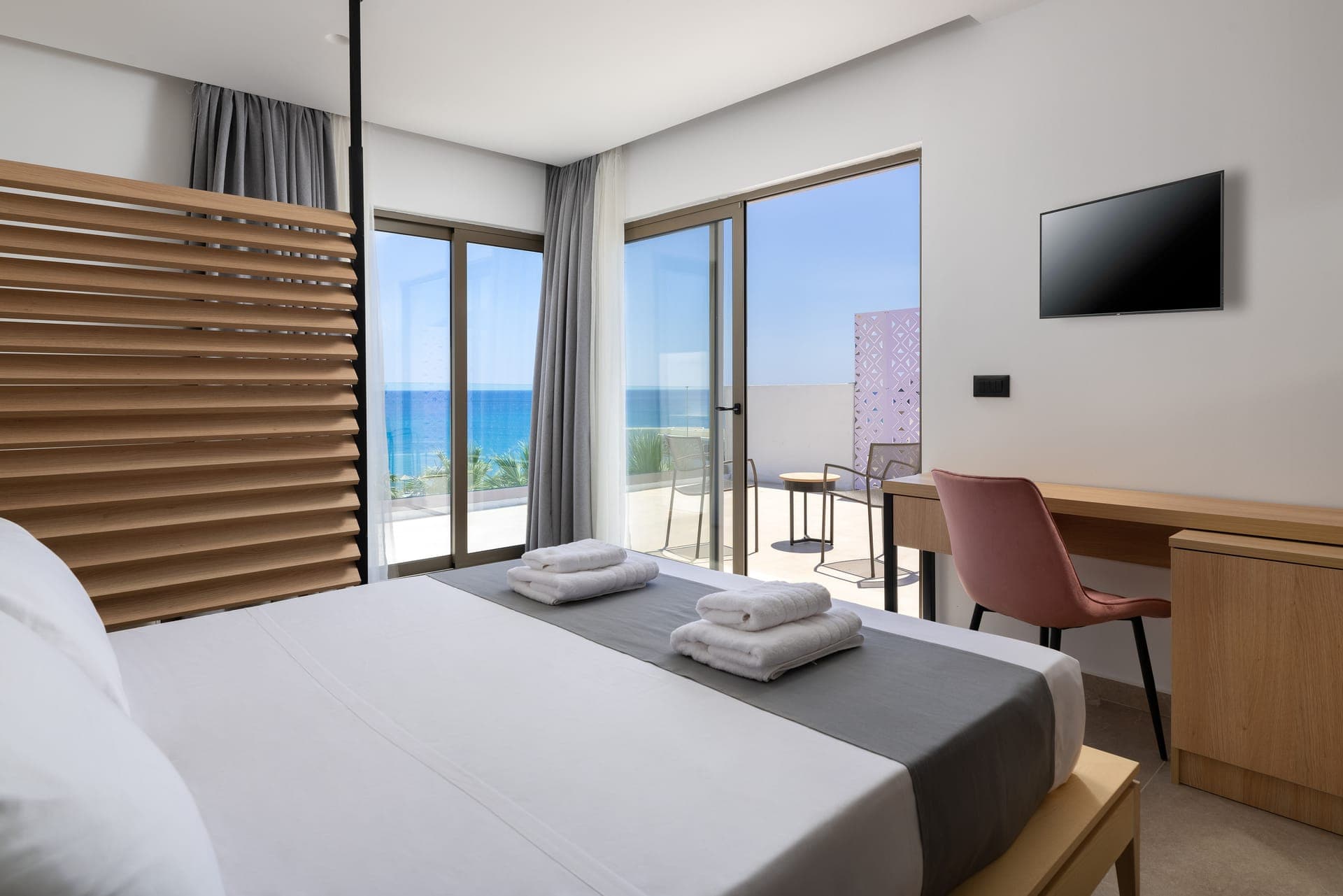 room-types-PARALOSRLS-DPNSRL-0.jpg