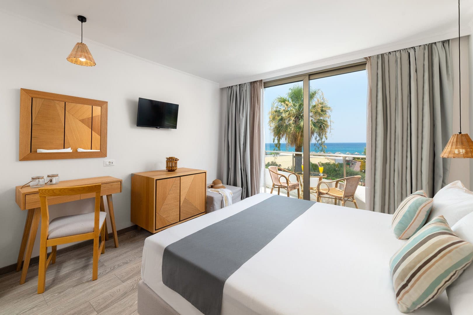 room-types-PARALOSRLS-DSPSVR-0.jpg