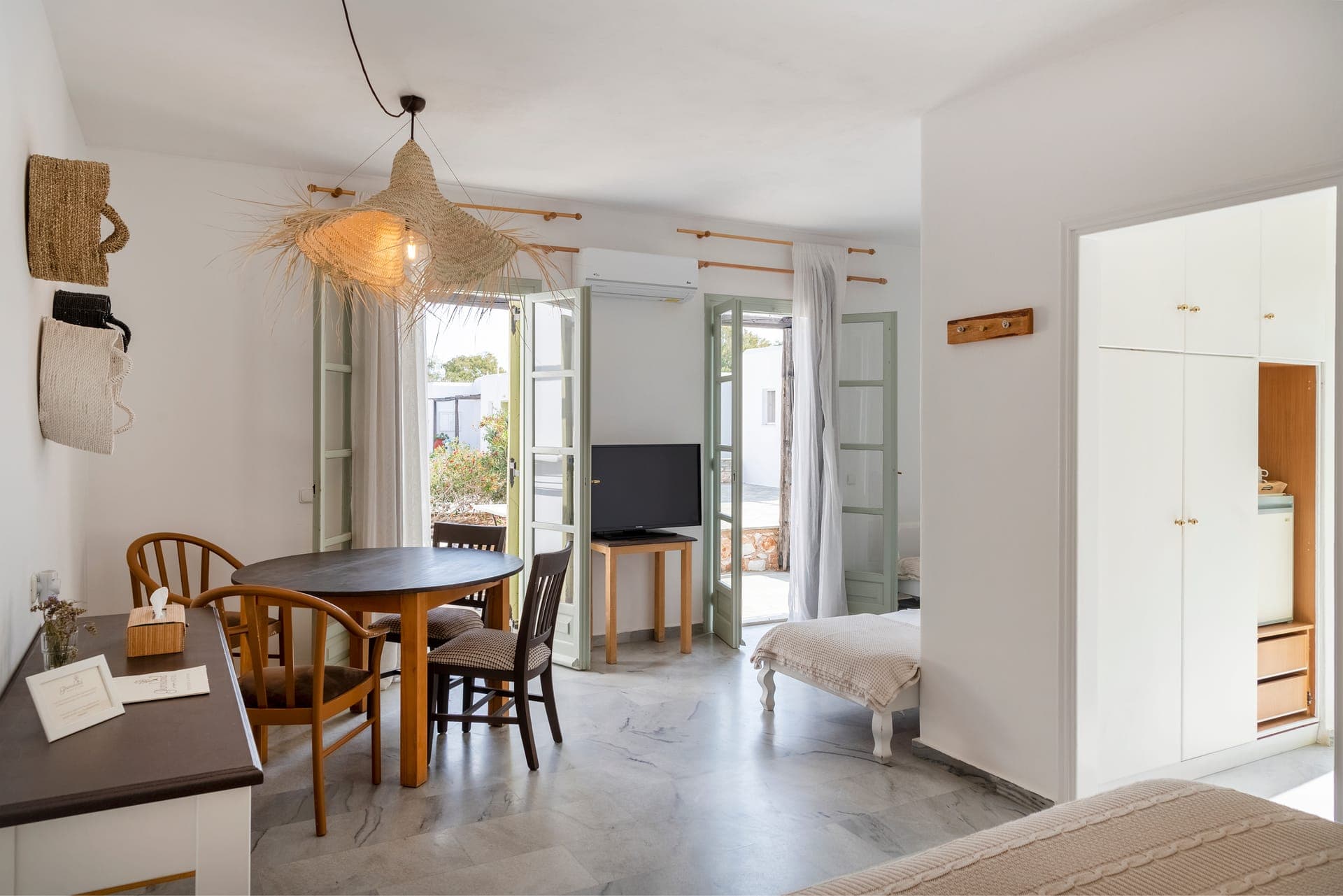 room-types-PASLAND-SUPFAM-0.jpg