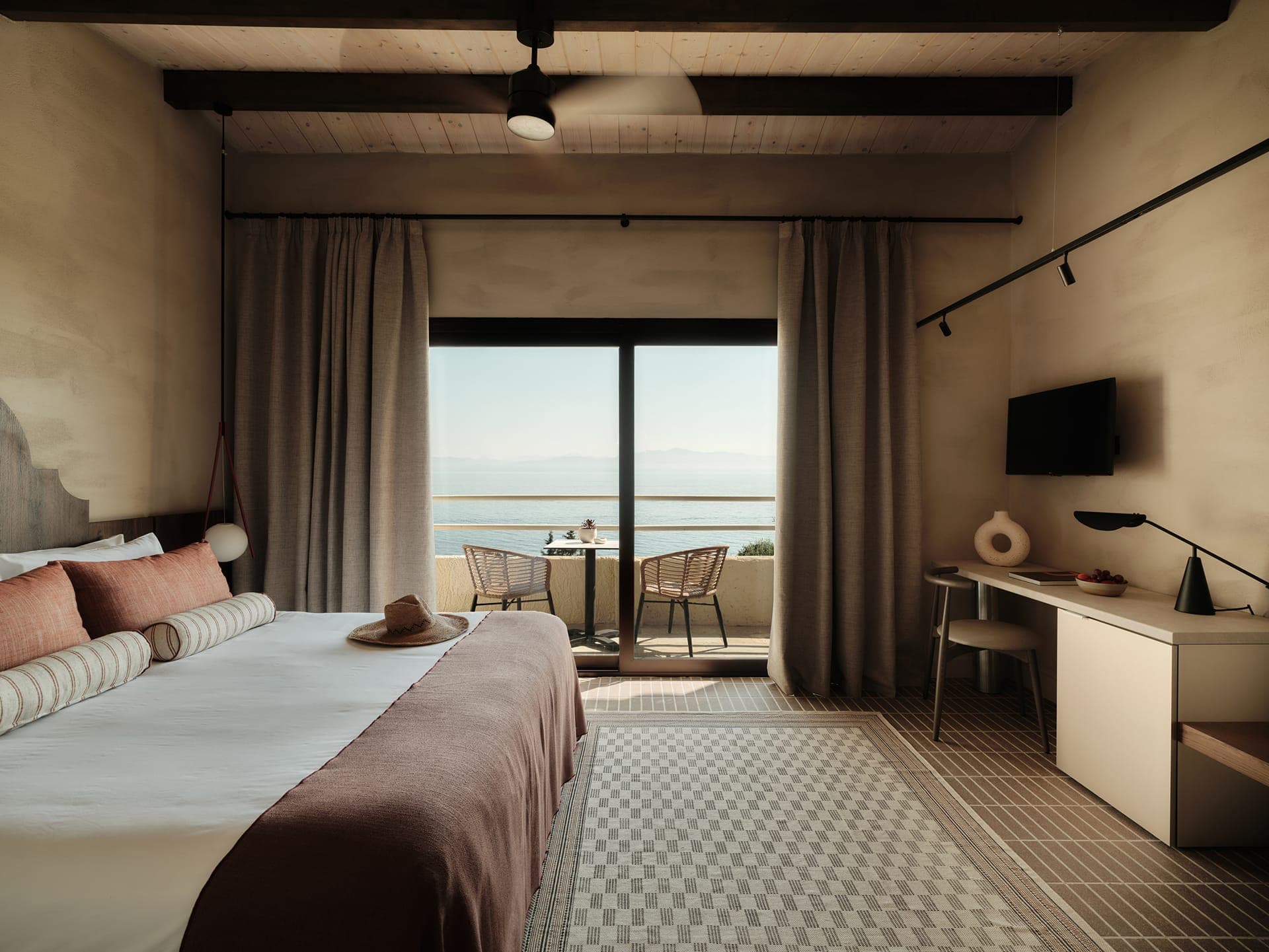 room-types-PAXOS-SUPB-0.jpg