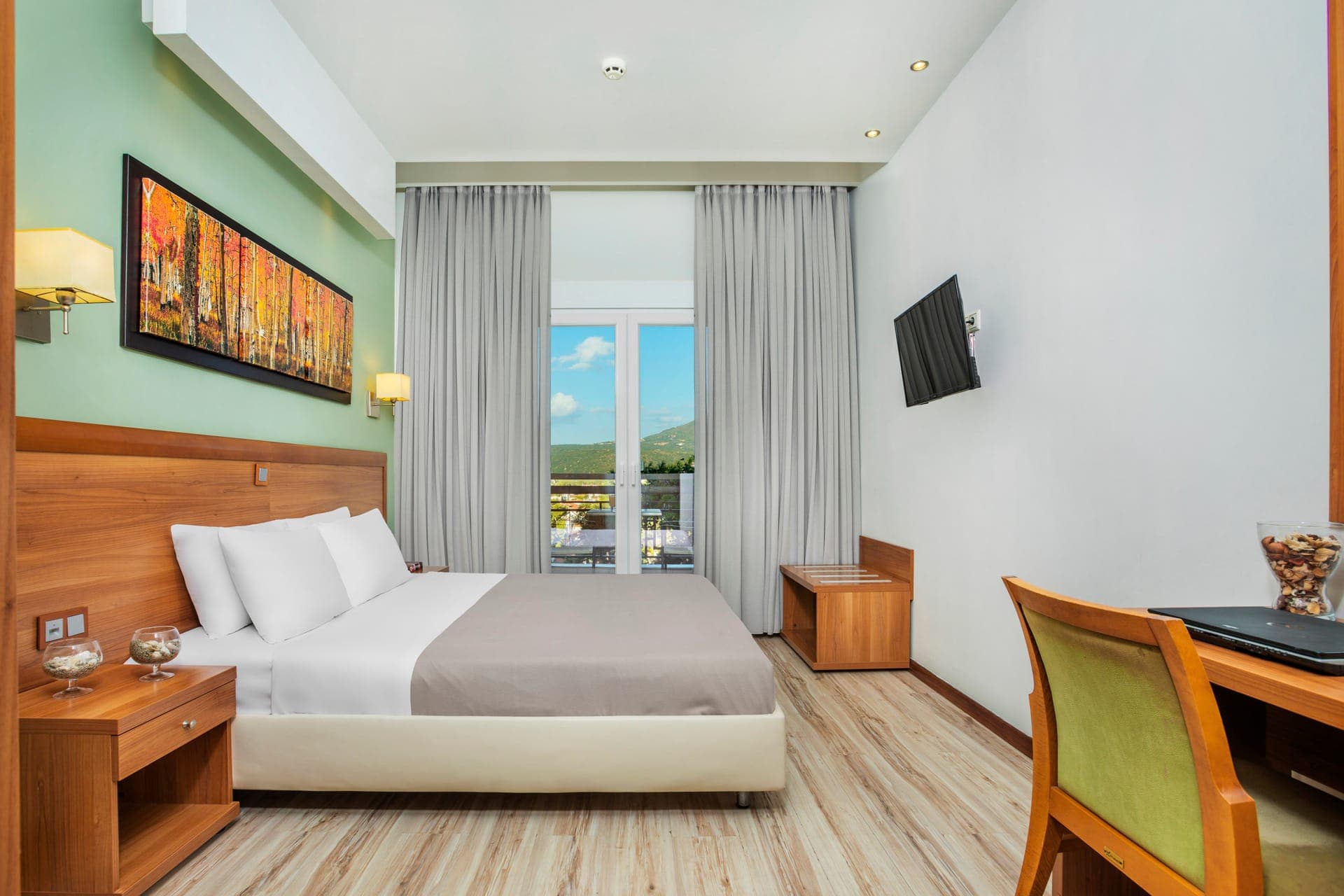 room-types-PEFKATHE-DBL-0.jpg