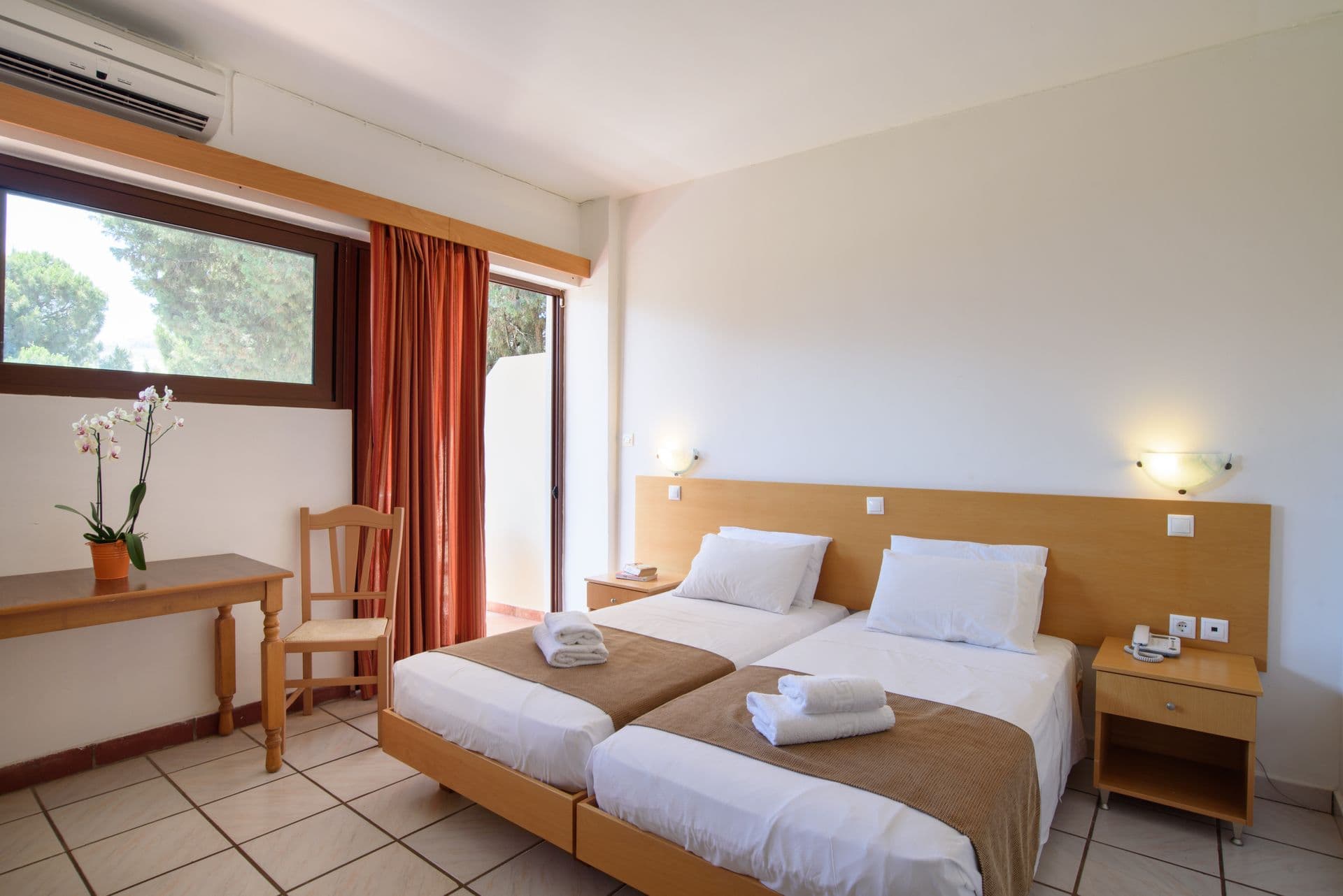 room-types-PEFKOSVILL-STUD2-0.jpg