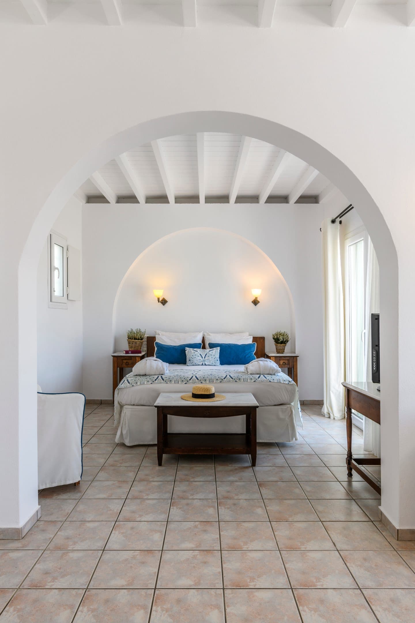 room-types-PELICANBAY-FAM-0.jpg