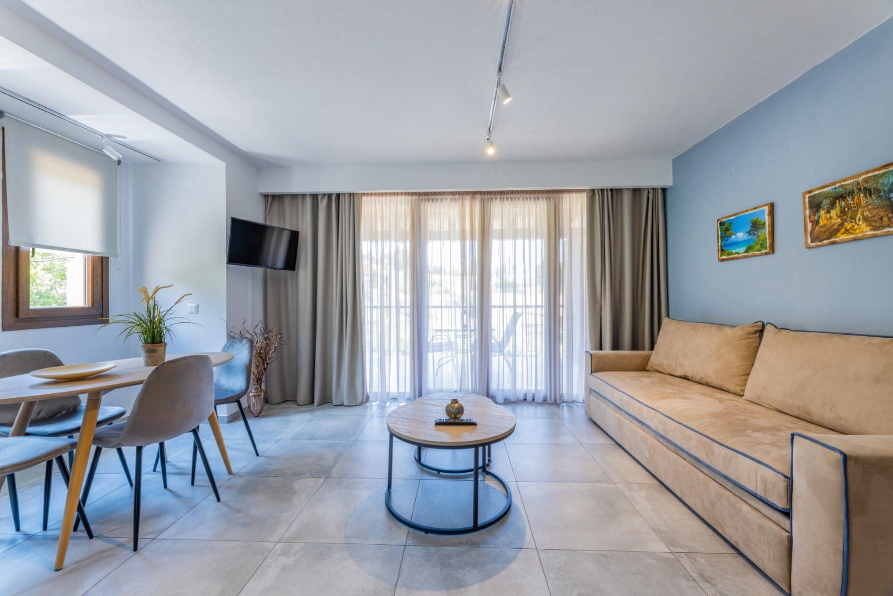 room-types-PENELOPELX-LOFT2B-0.jpg