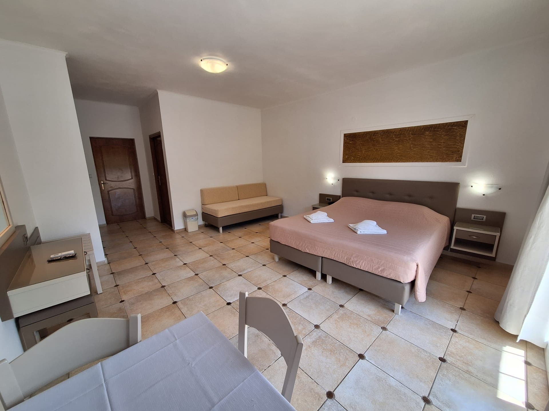 room-types-PERLACRETE-ST-0.jpg