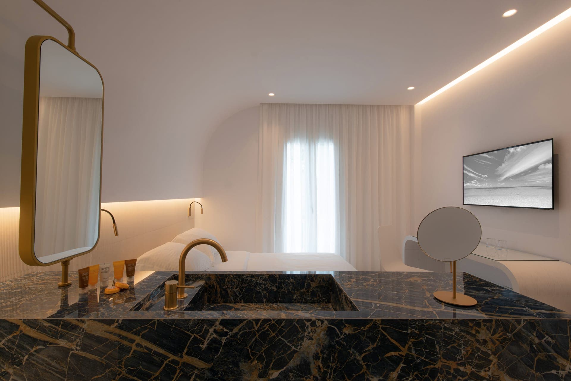 room-types-PETASOST-BRIGHT-0.jpg
