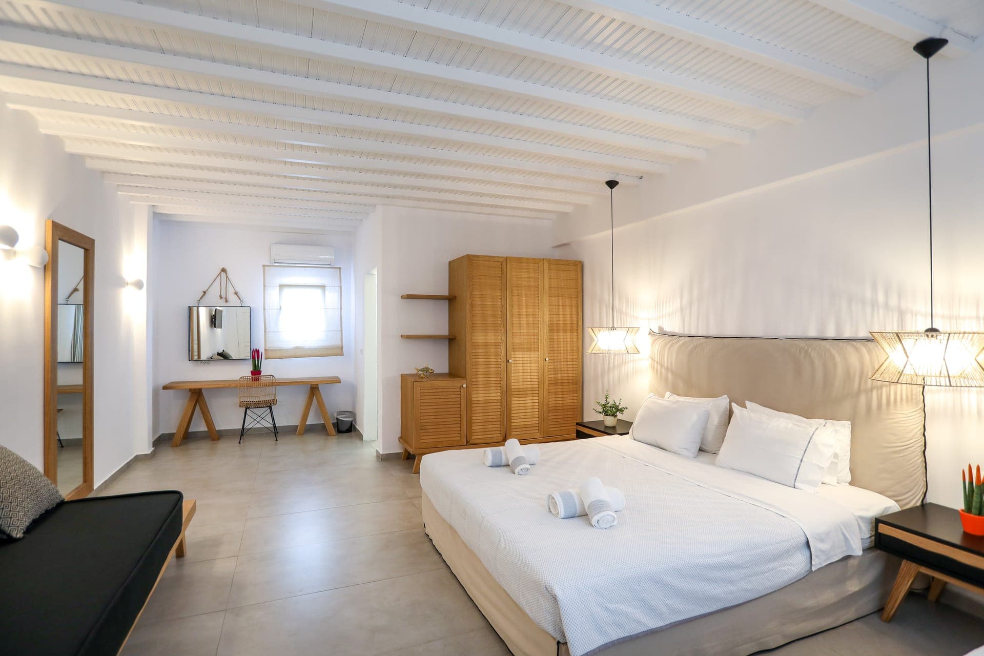 room-types-PETINAROS-STDTRP-0.jpg