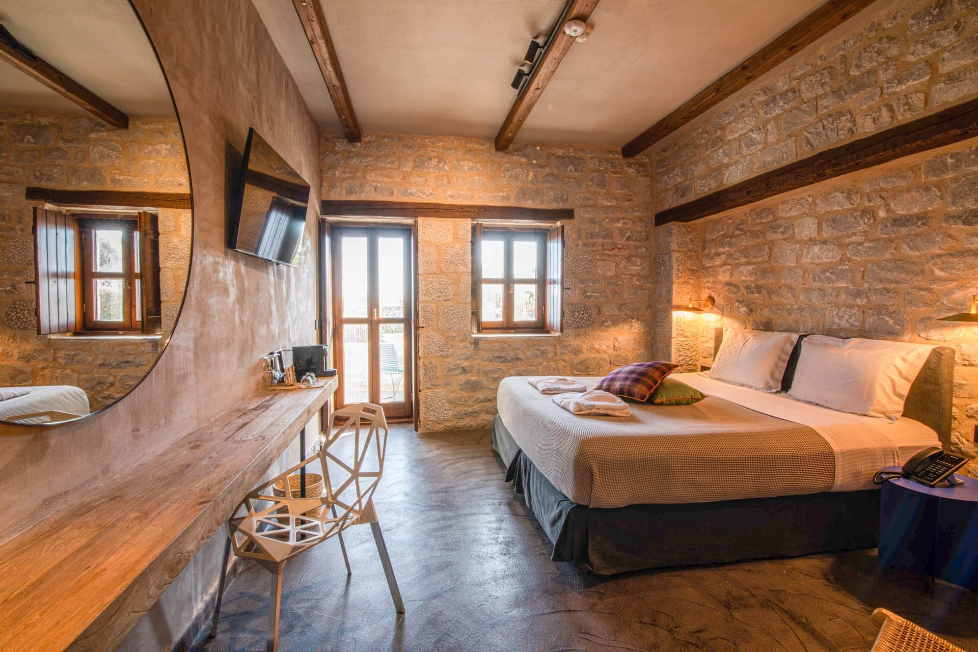 room-types-PETRAFOS-DBL-0.jpg