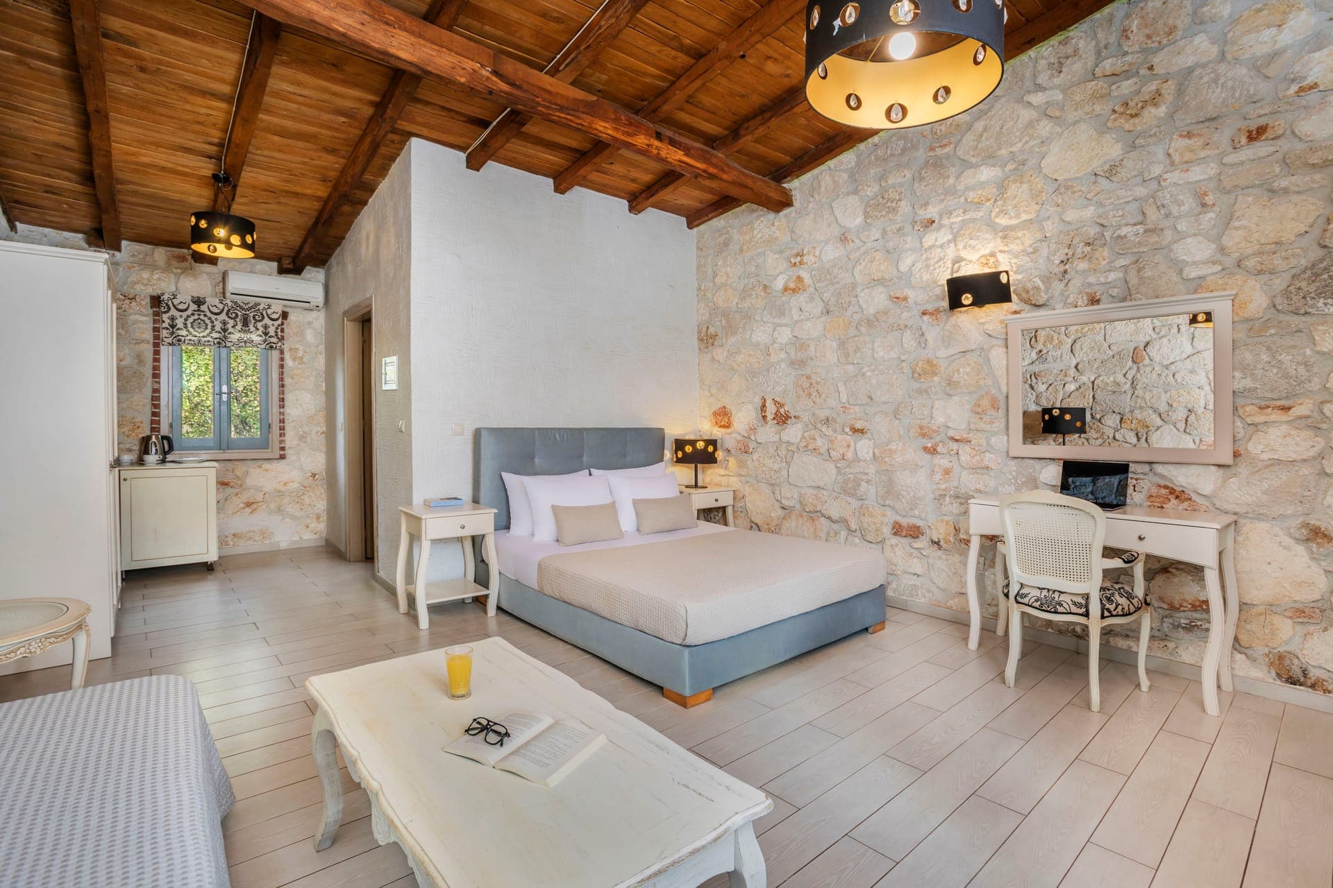 room-types-PETRINOECO-JUNSUI-0.jpg