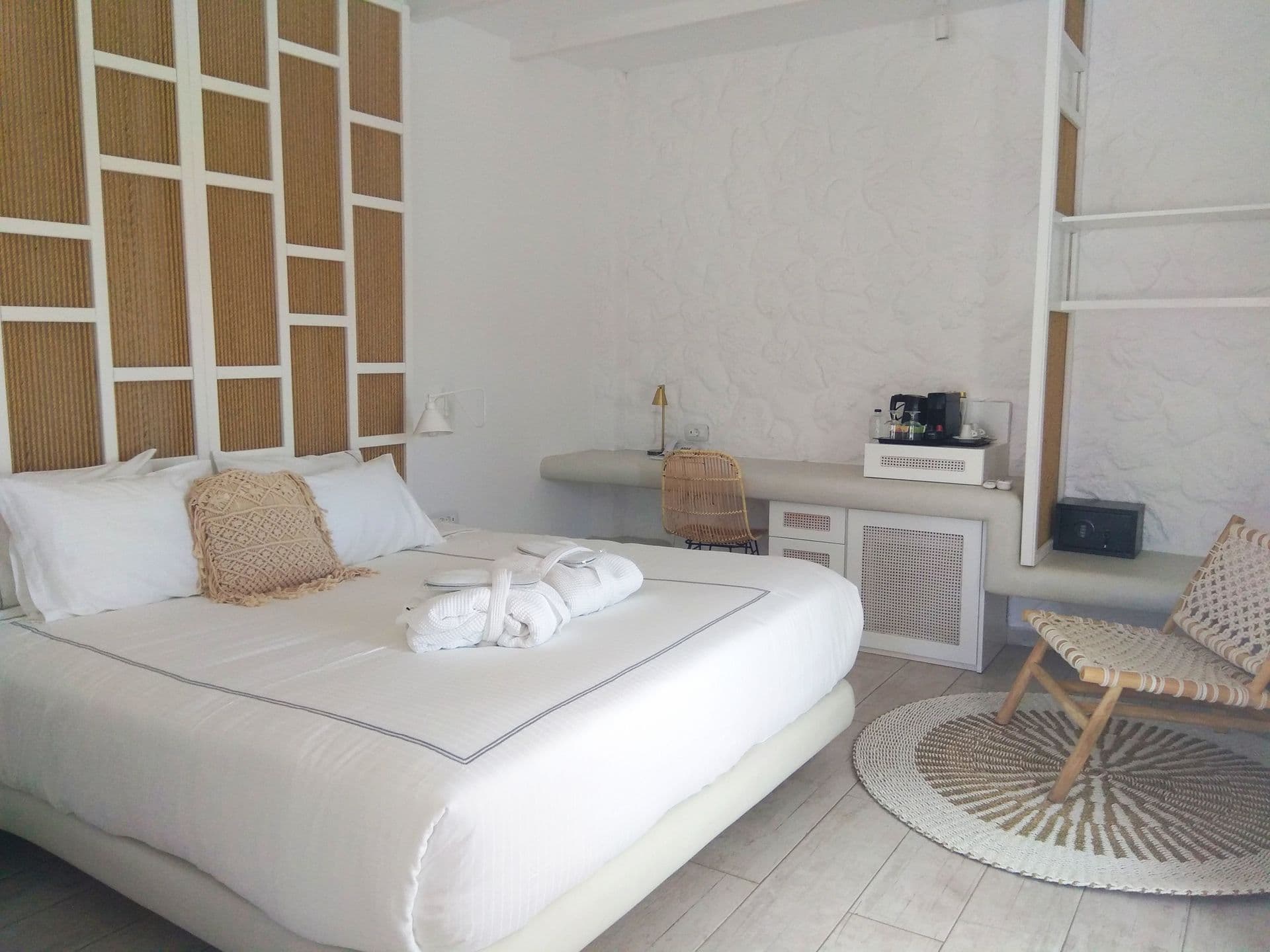 room-types-PETRISUITE-GRAND-0.jpg