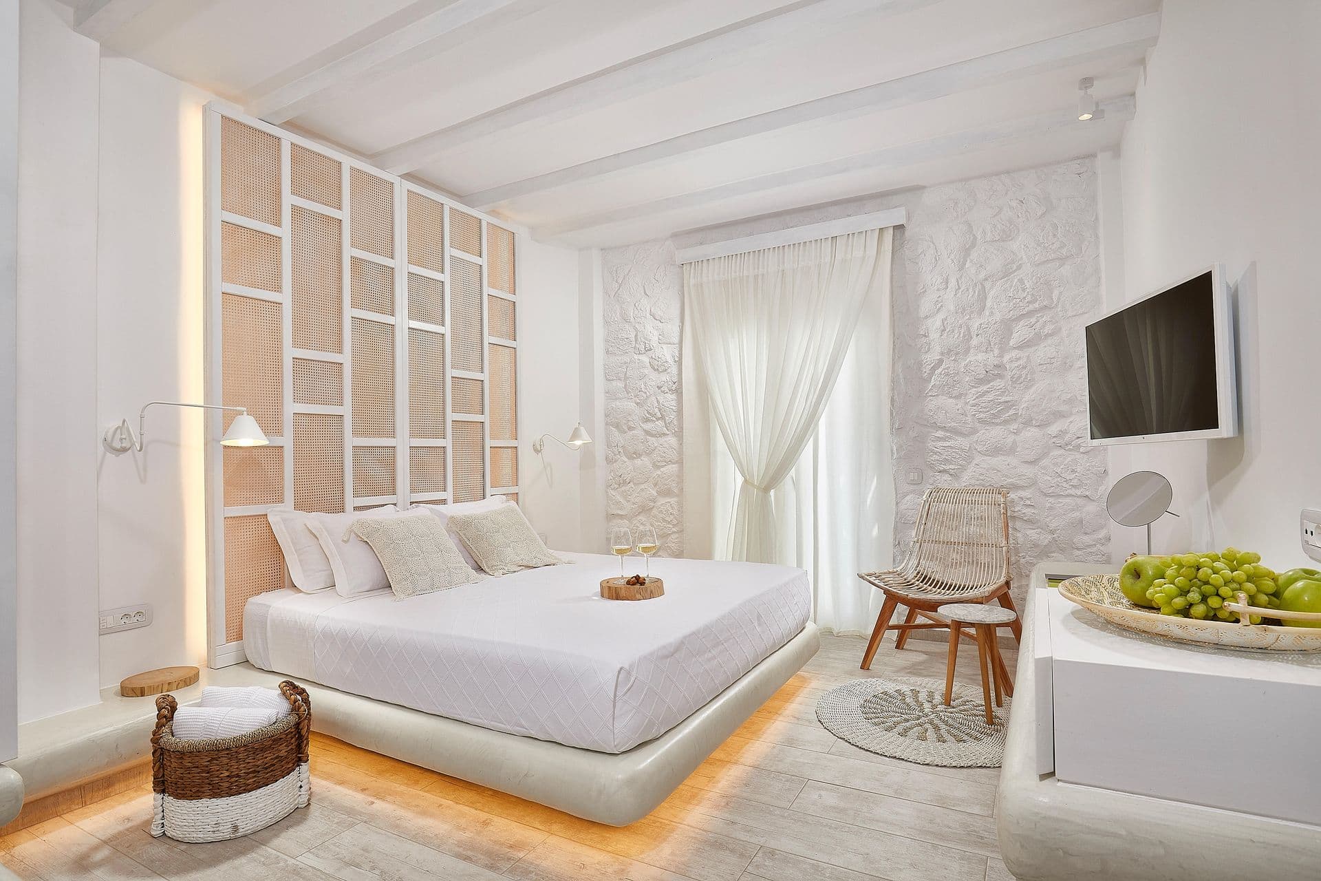 room-types-PETRISUITE-PREMIU-0.jpg