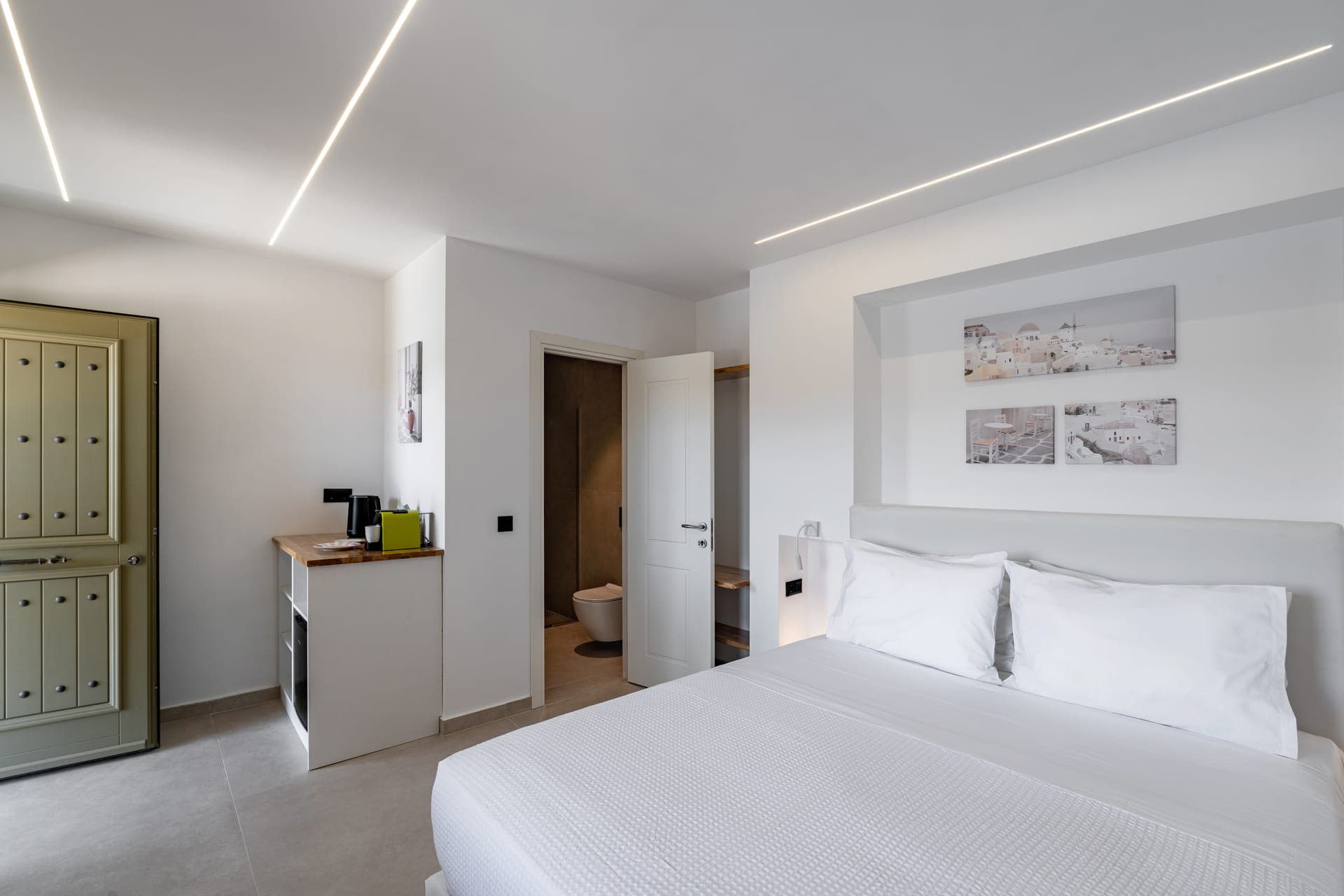 room-types-PETROTOK-JRSUIT-0.jpg