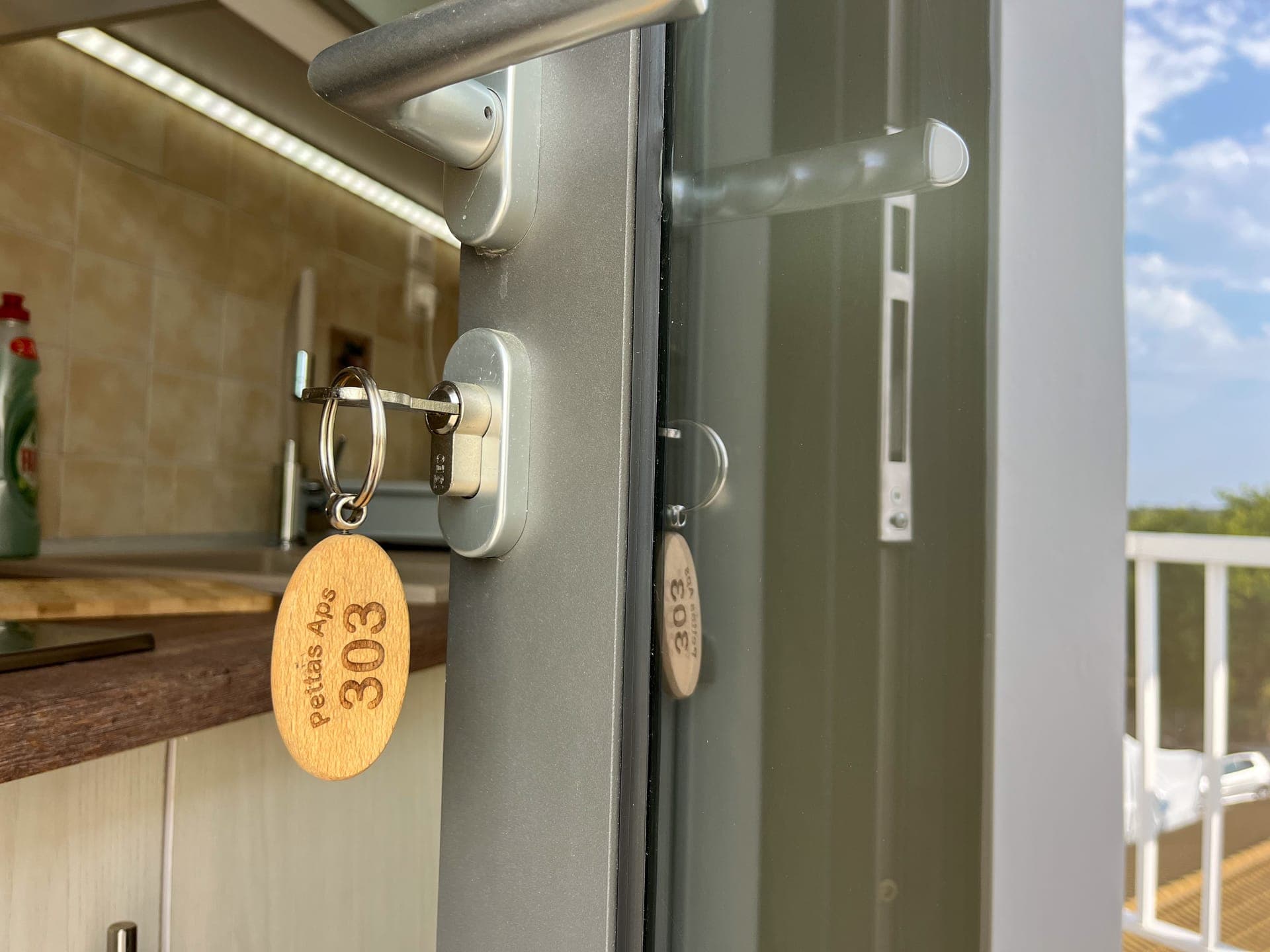 room-types-PETTAS-SOF-0.jpg