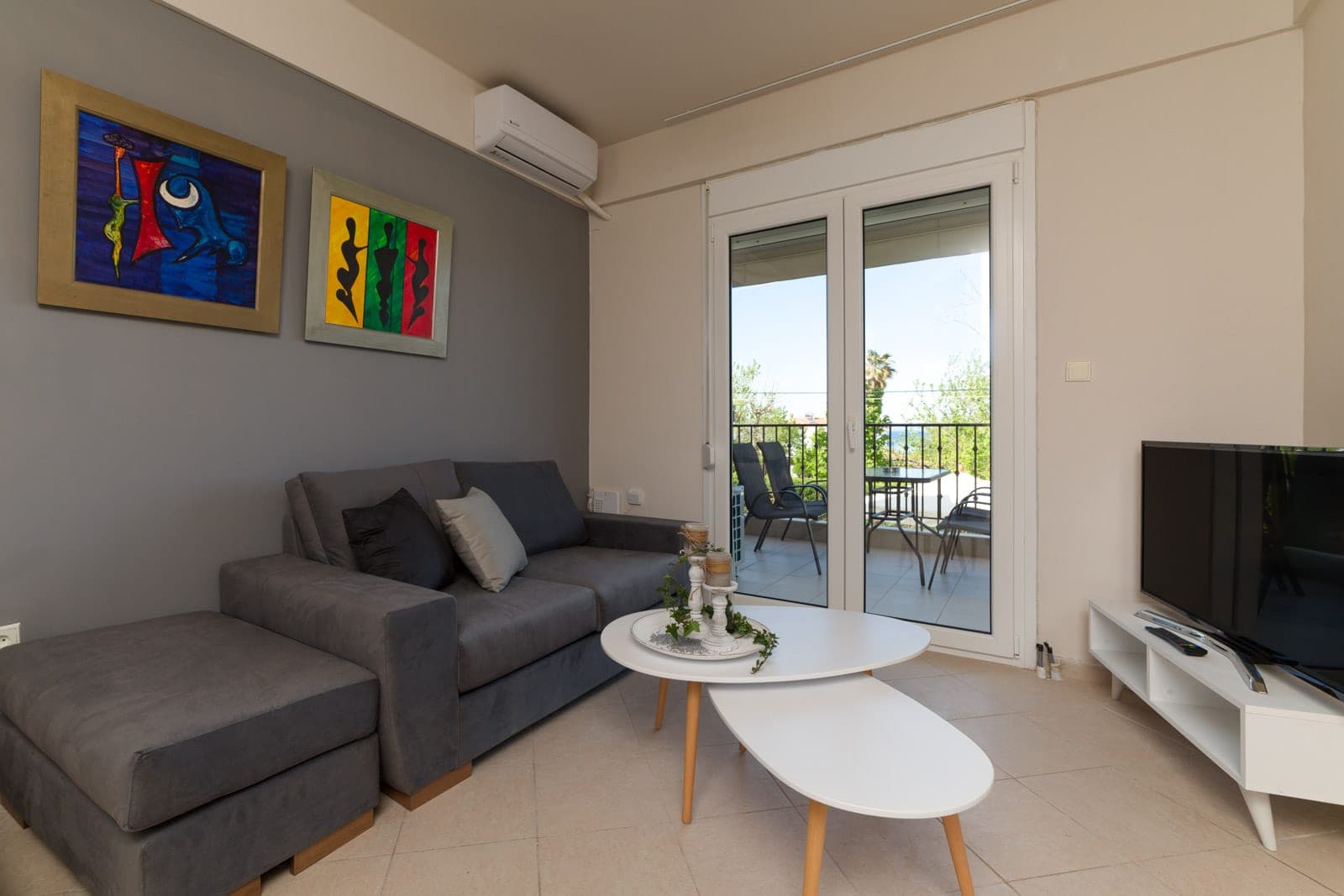 room-types-PIGADAKI-VILLA2-0.jpg