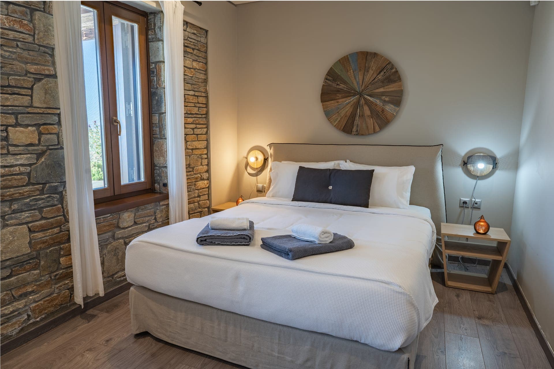room-types-PINAKATES-CLAS-0.jpg