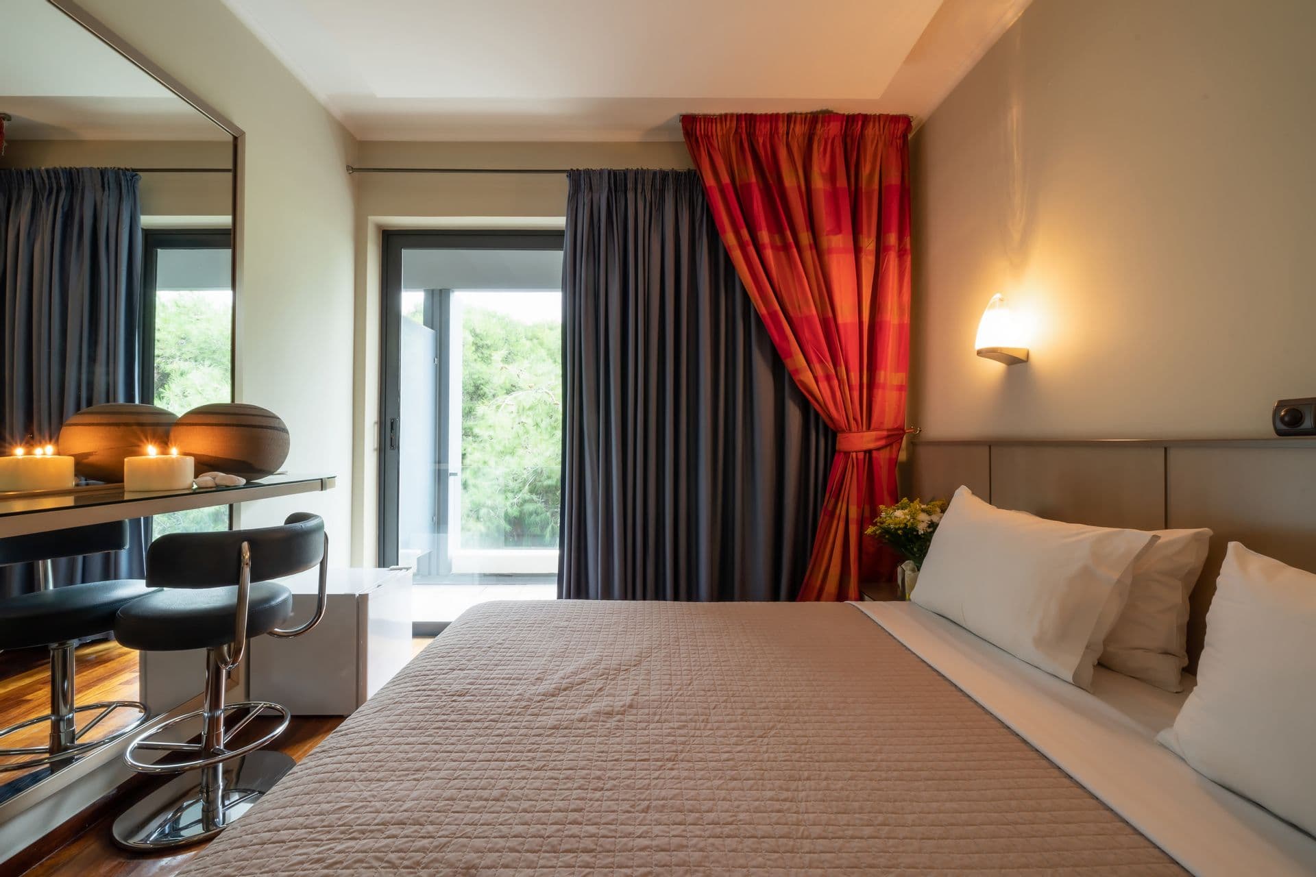 room-types-PINES-DBL-0.jpg