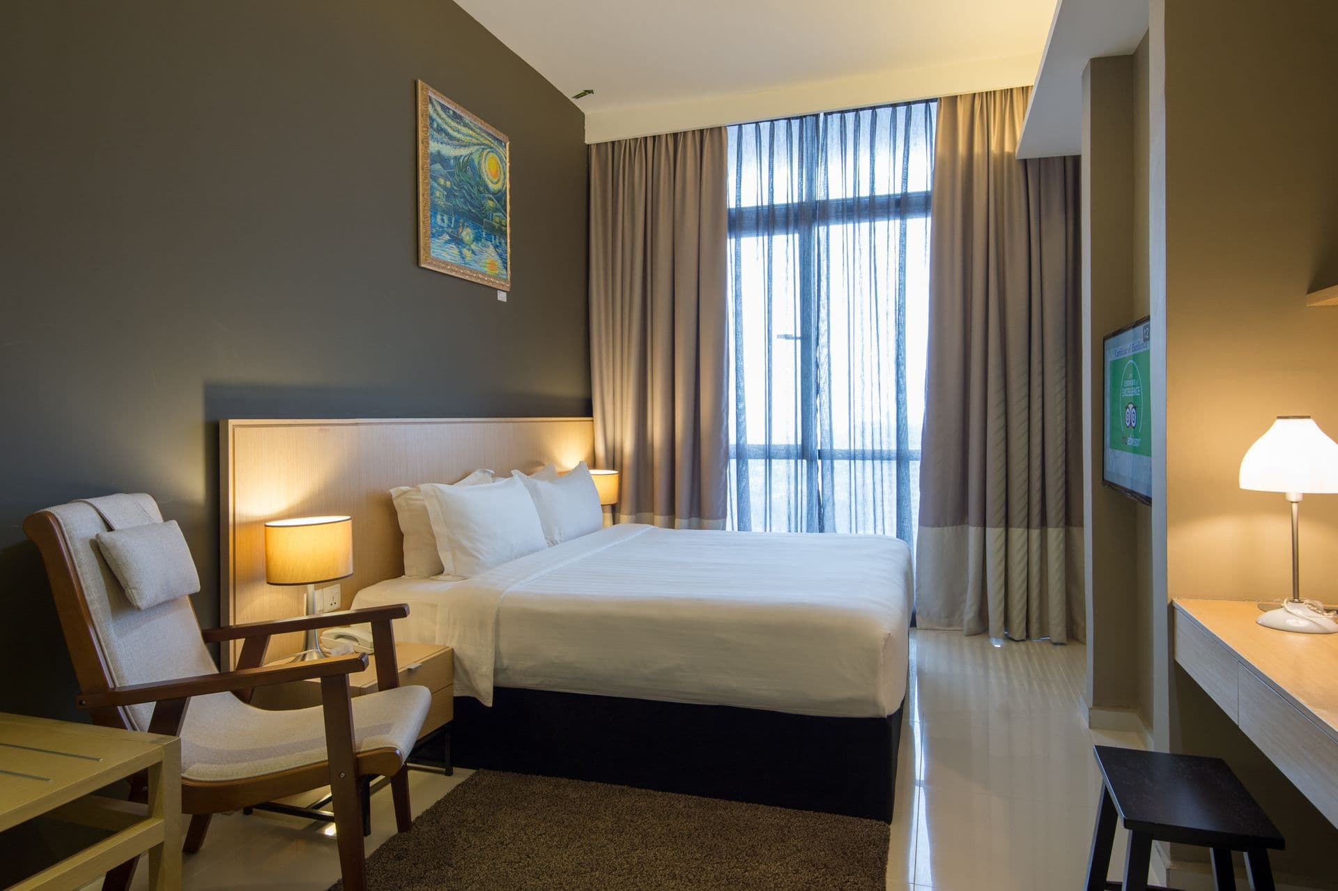 room-types-PINESMELAK-EXPK-0.jpg