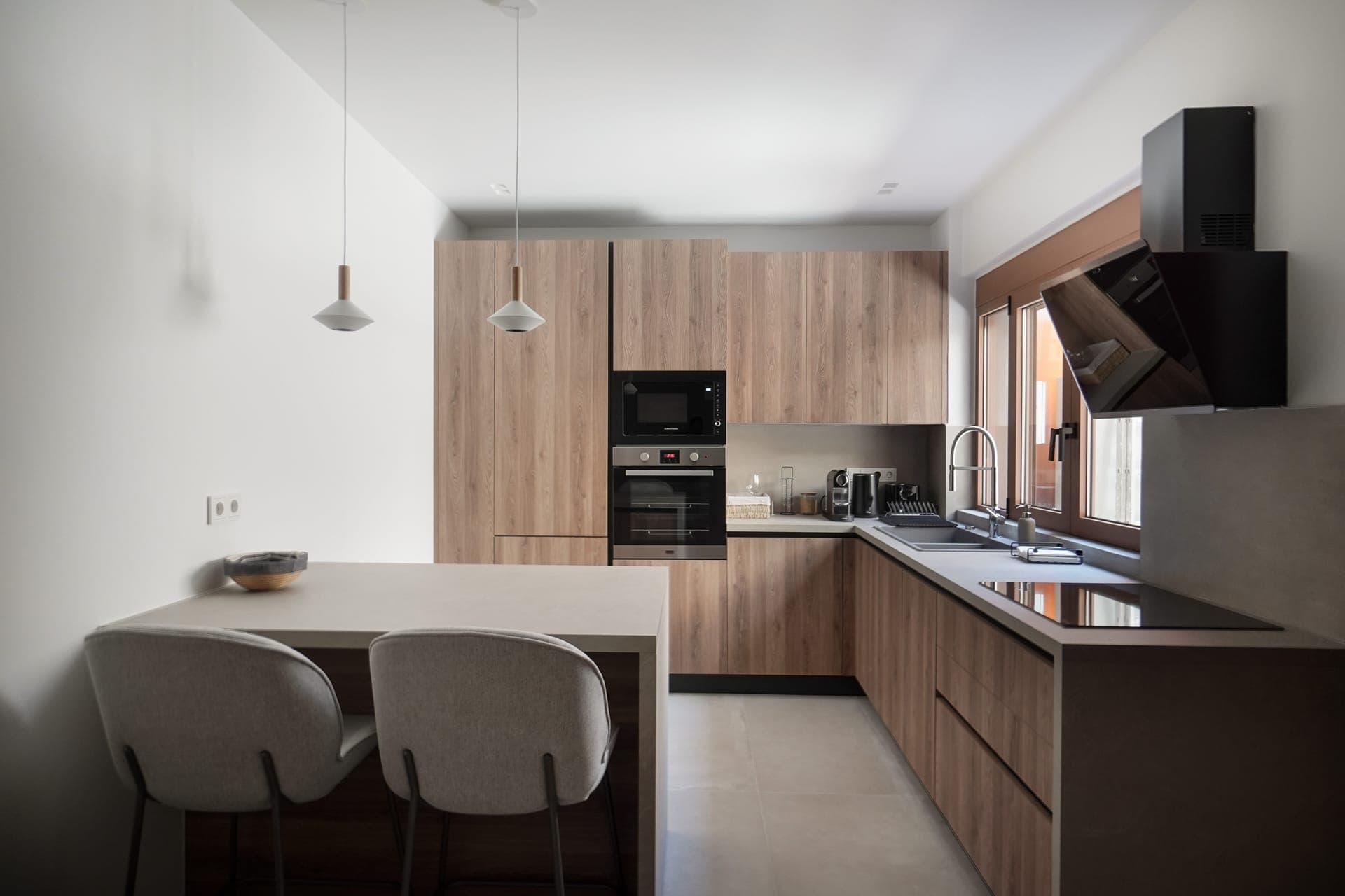room-types-PLAKAHOUSE-APART2-0.jpg