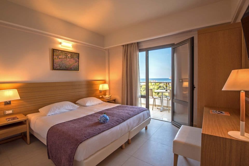 room-types-PLATANIASV-SUPSTU-0.jpg