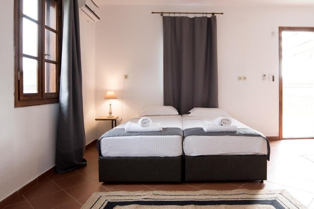 room-types-PLATANOREM-STST4-0.jpg